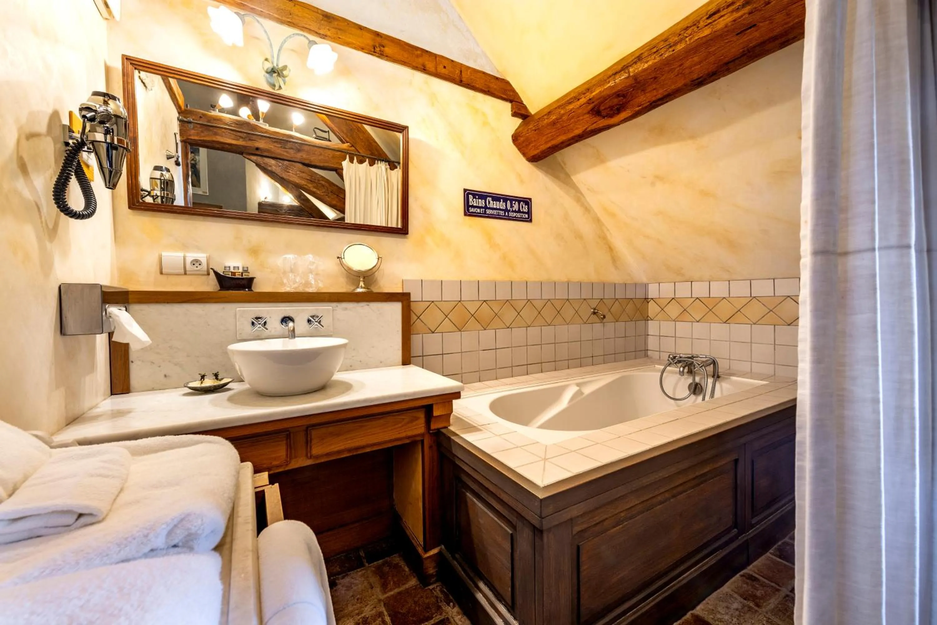 Bathroom, Bed in Hôtel De La Beursaudiere