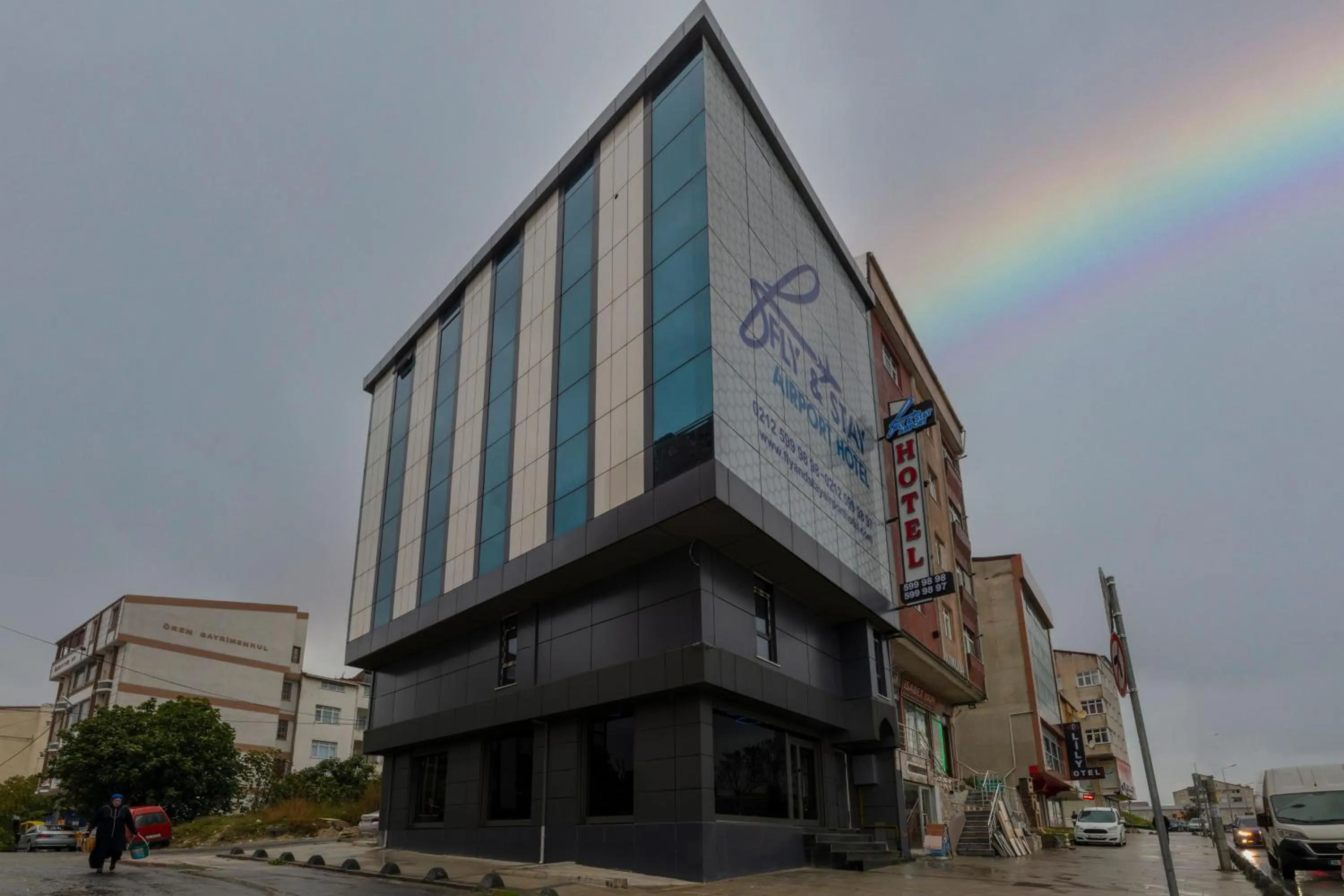Property building in Fly And Stay Airport Hotel