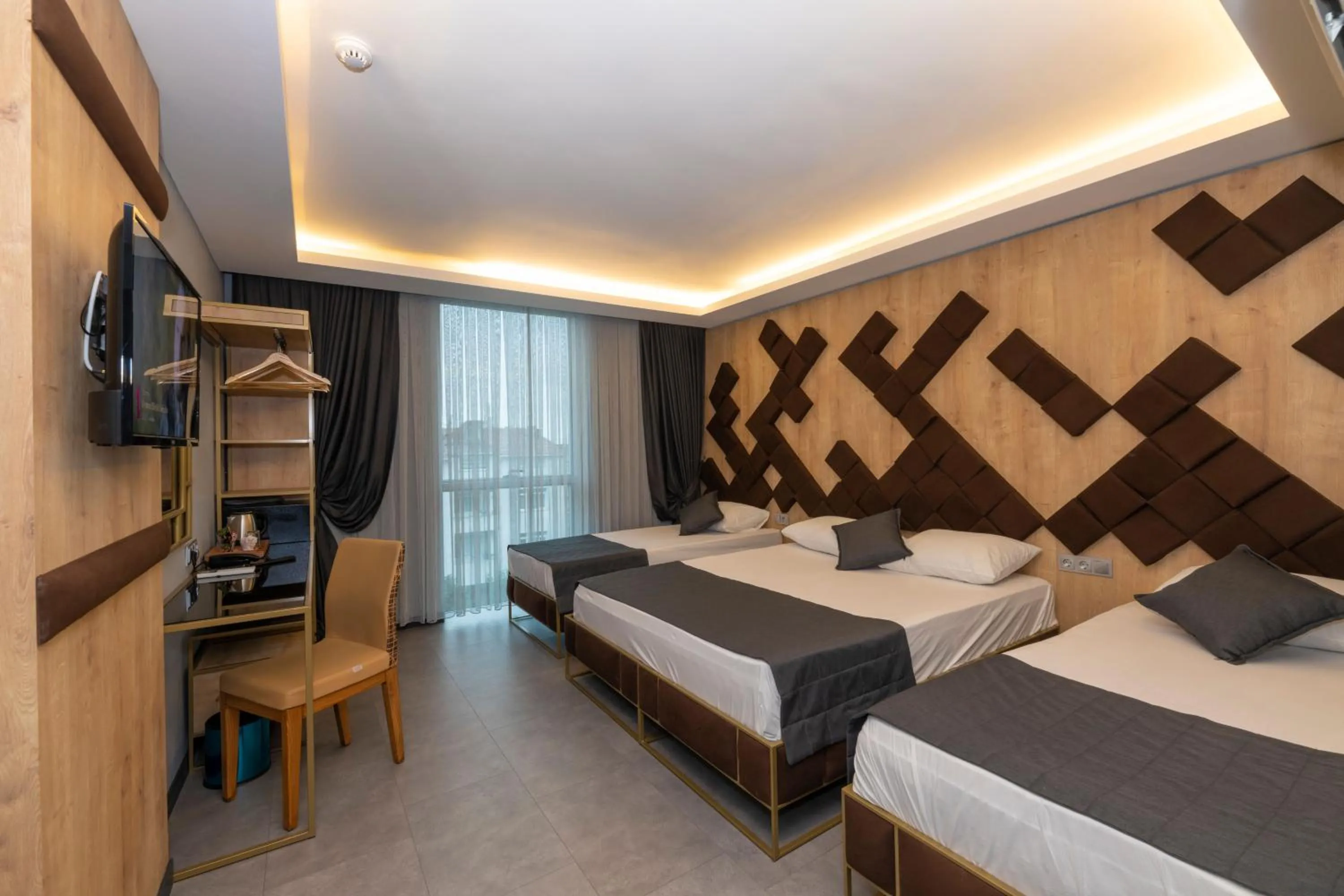 Photo of the whole room, Bed in Fly And Stay Airport Hotel