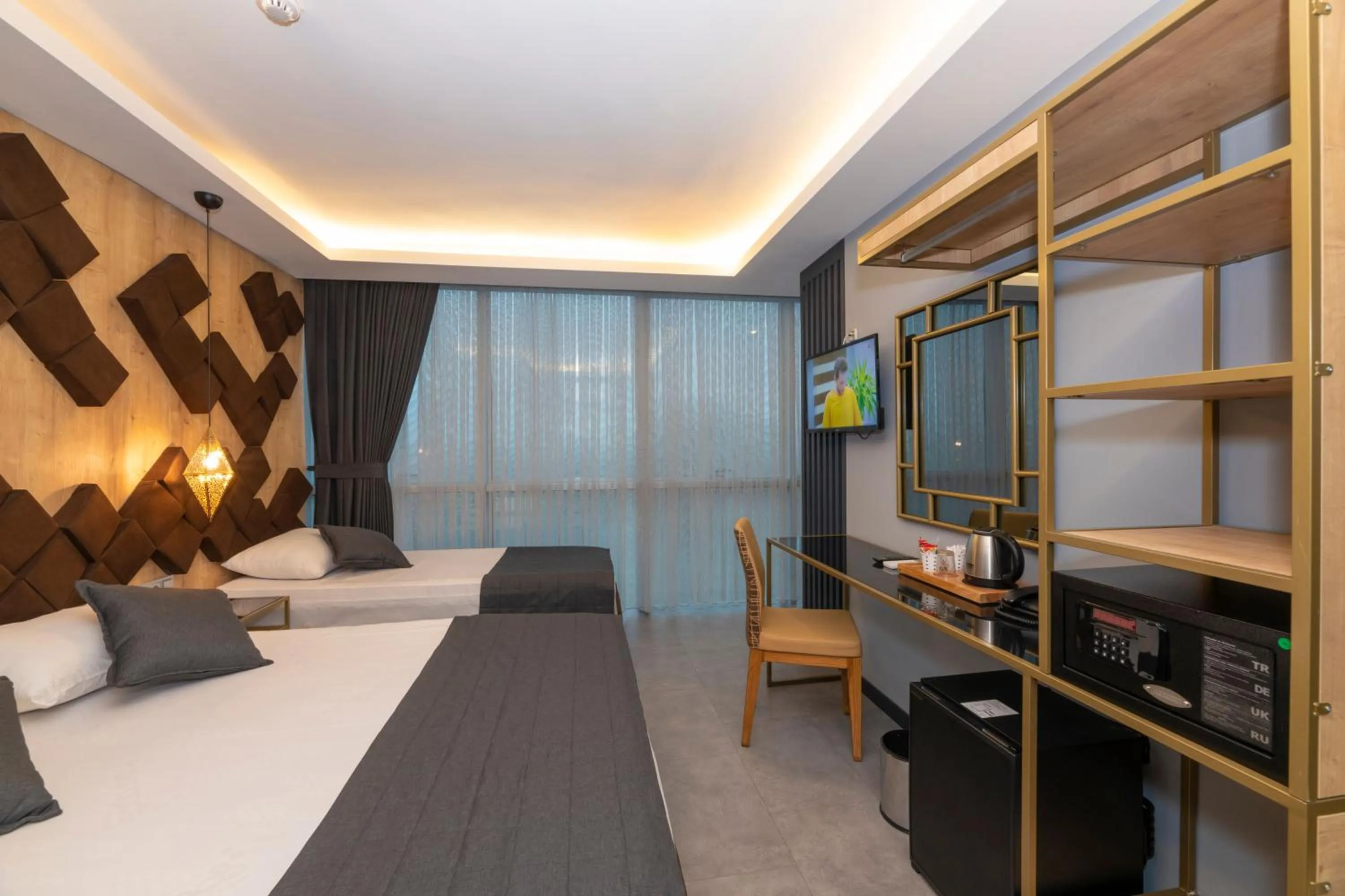 Photo of the whole room, Bed in Fly And Stay Airport Hotel