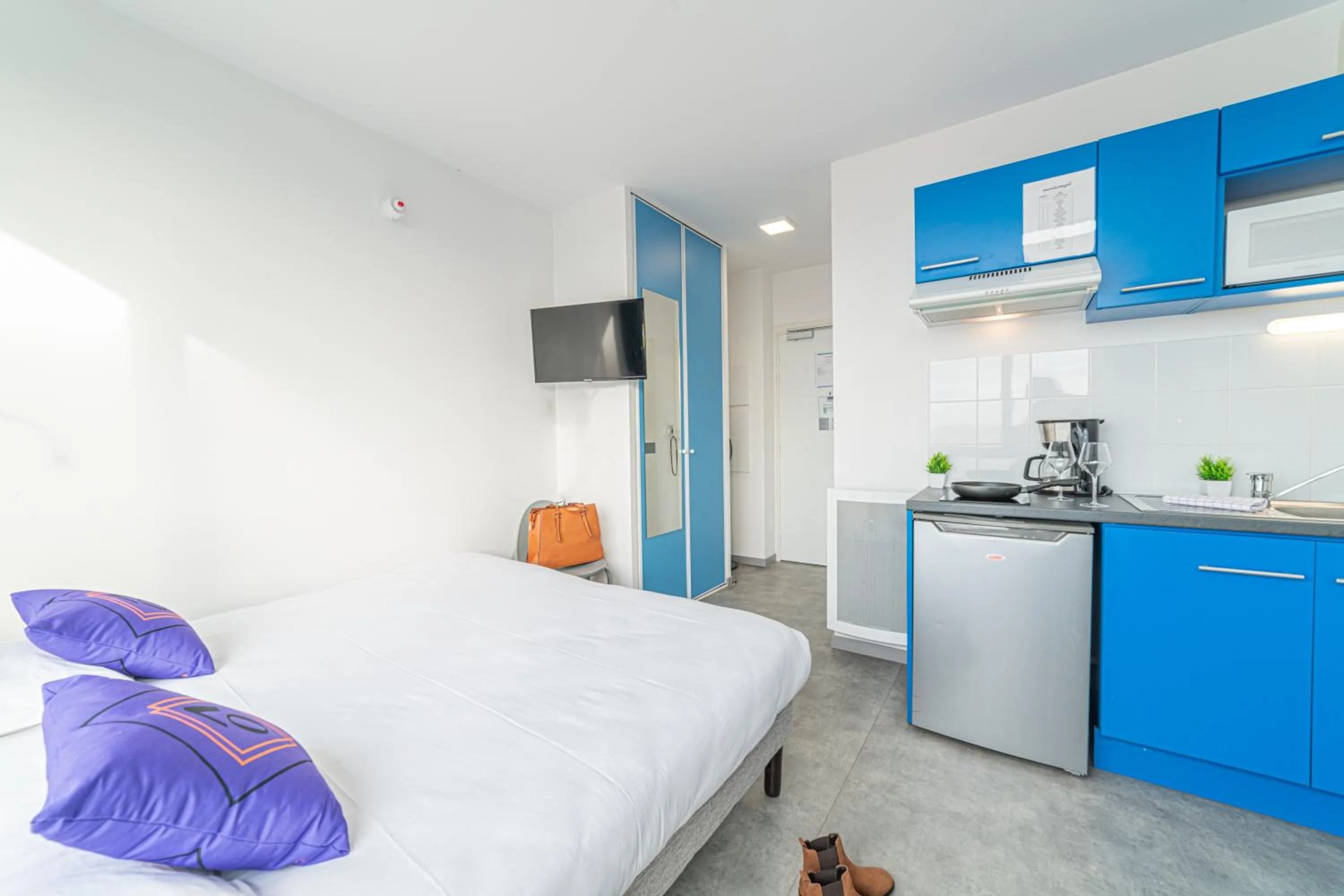 Bed in Montempô Appart'Hôtel Marseille Centre Dôme