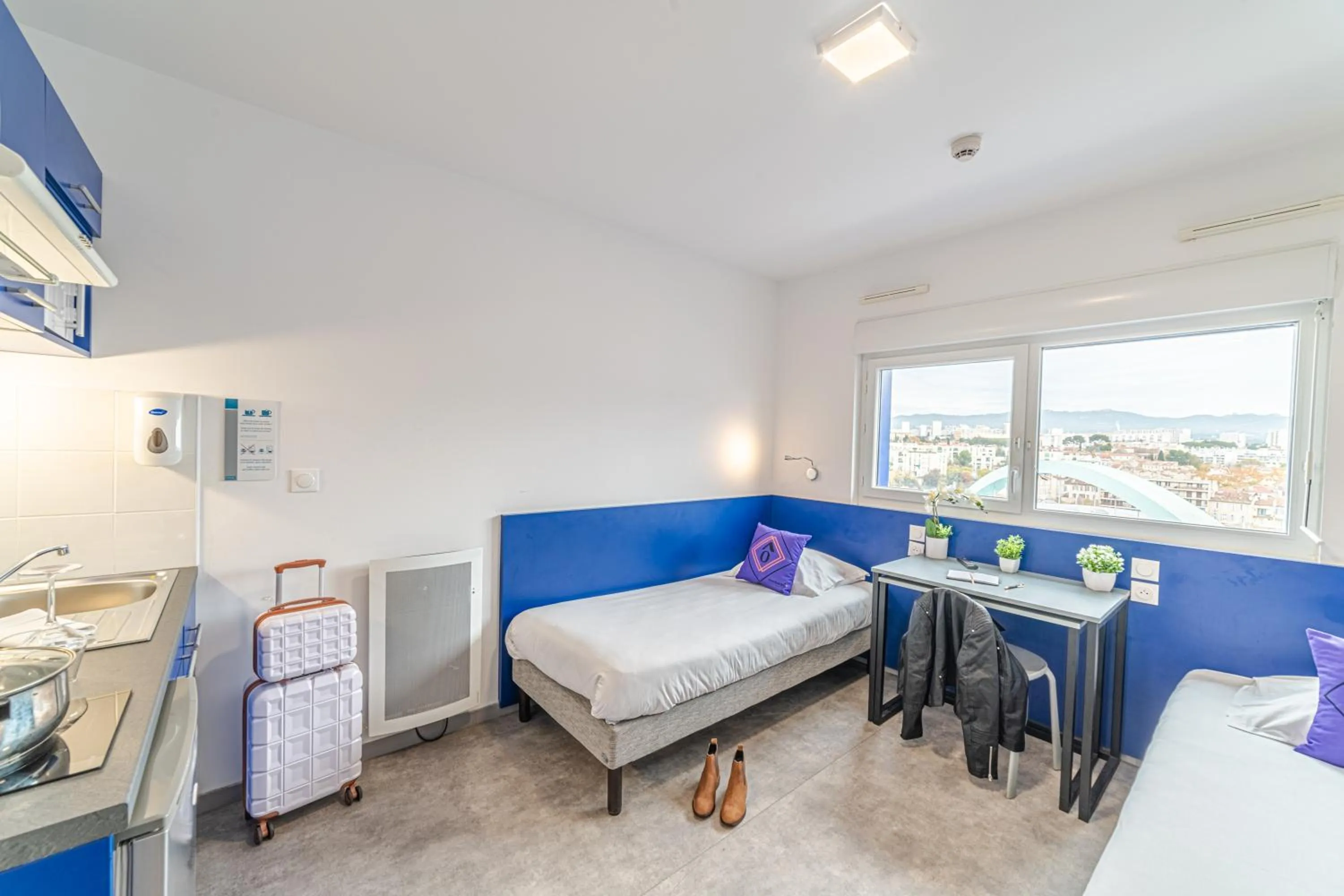 Bed in Montempô Appart'Hôtel Marseille Centre Dôme