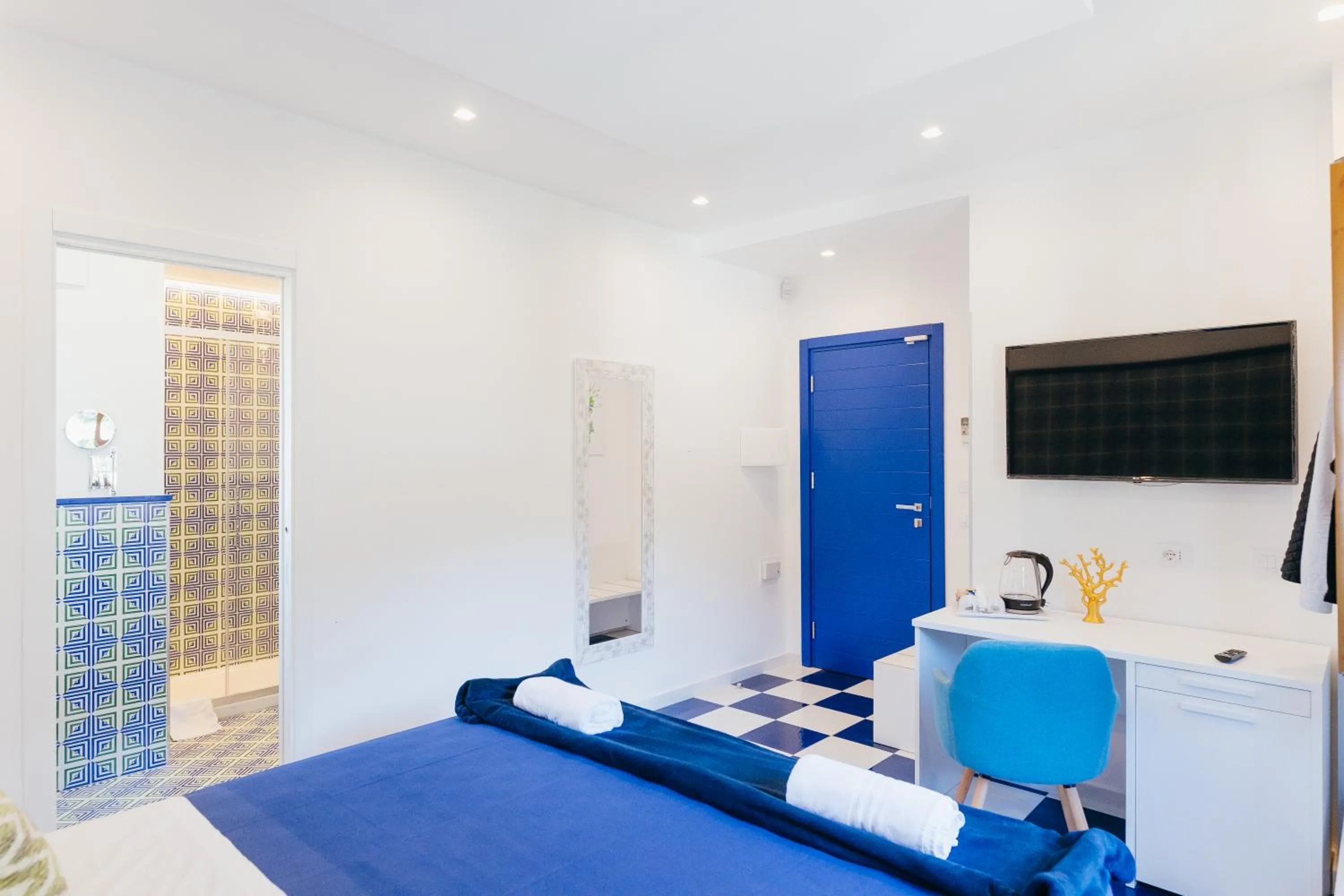 Bed in Maison Serena Sorrento