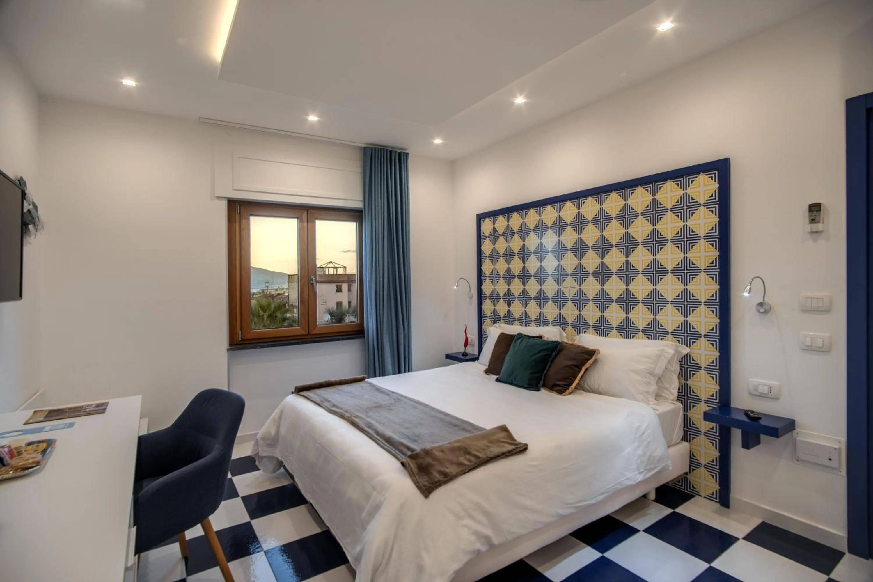 Bedroom, Bed in Maison Serena Sorrento