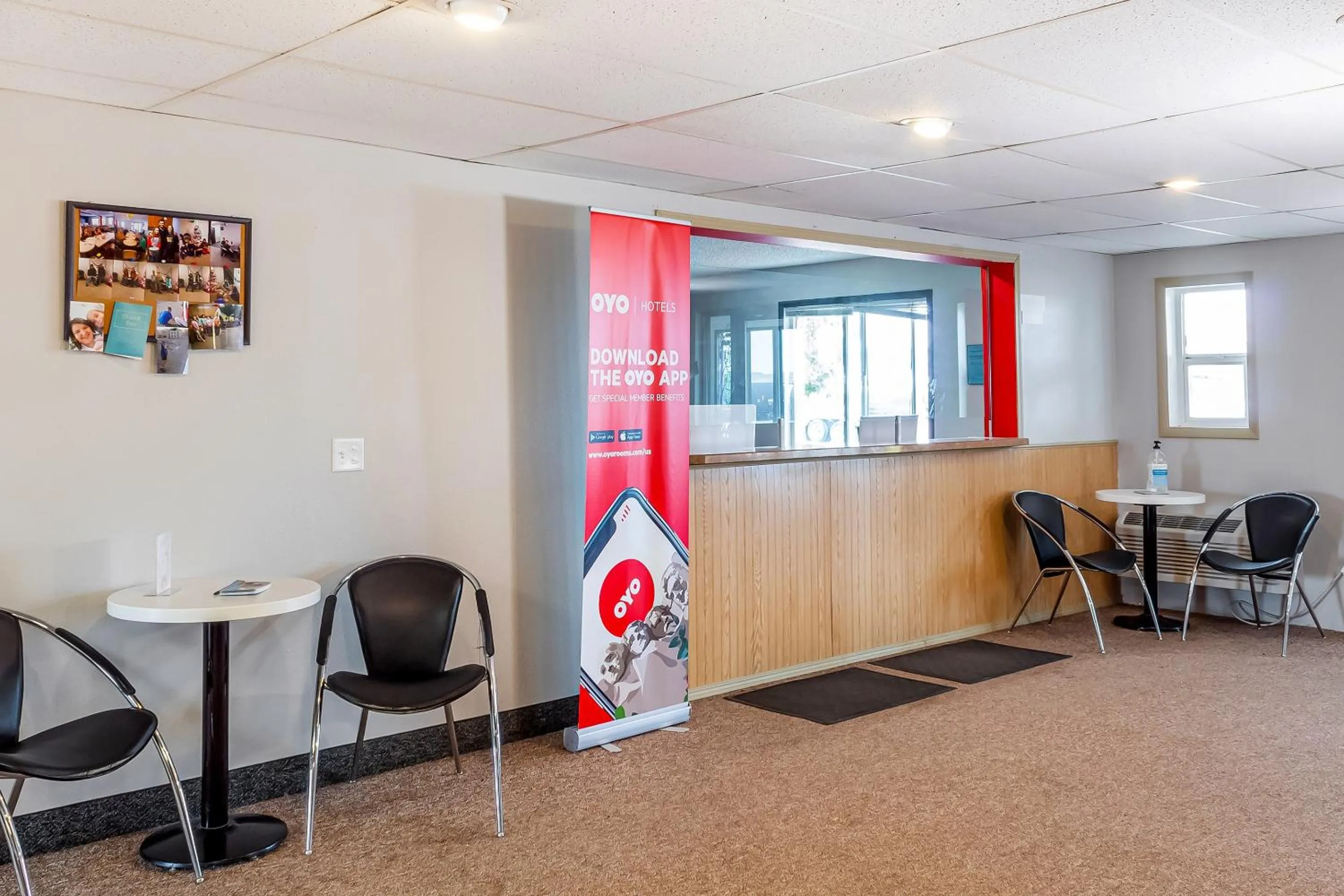 Lobby or reception in OYO Hotel Shelby MT Hwy 2 & I-15