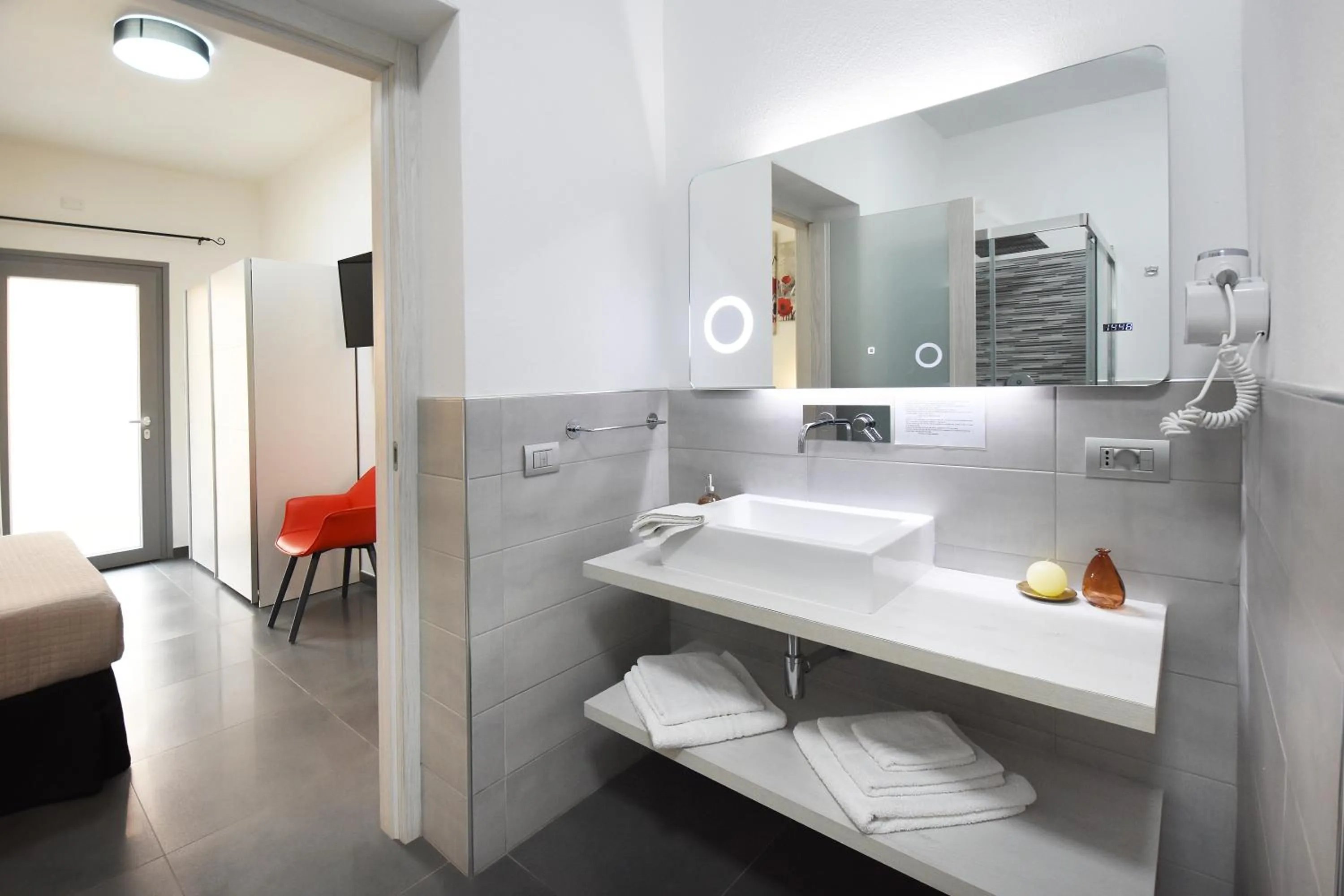 Bathroom, Bed in Elis b&b Villasimius