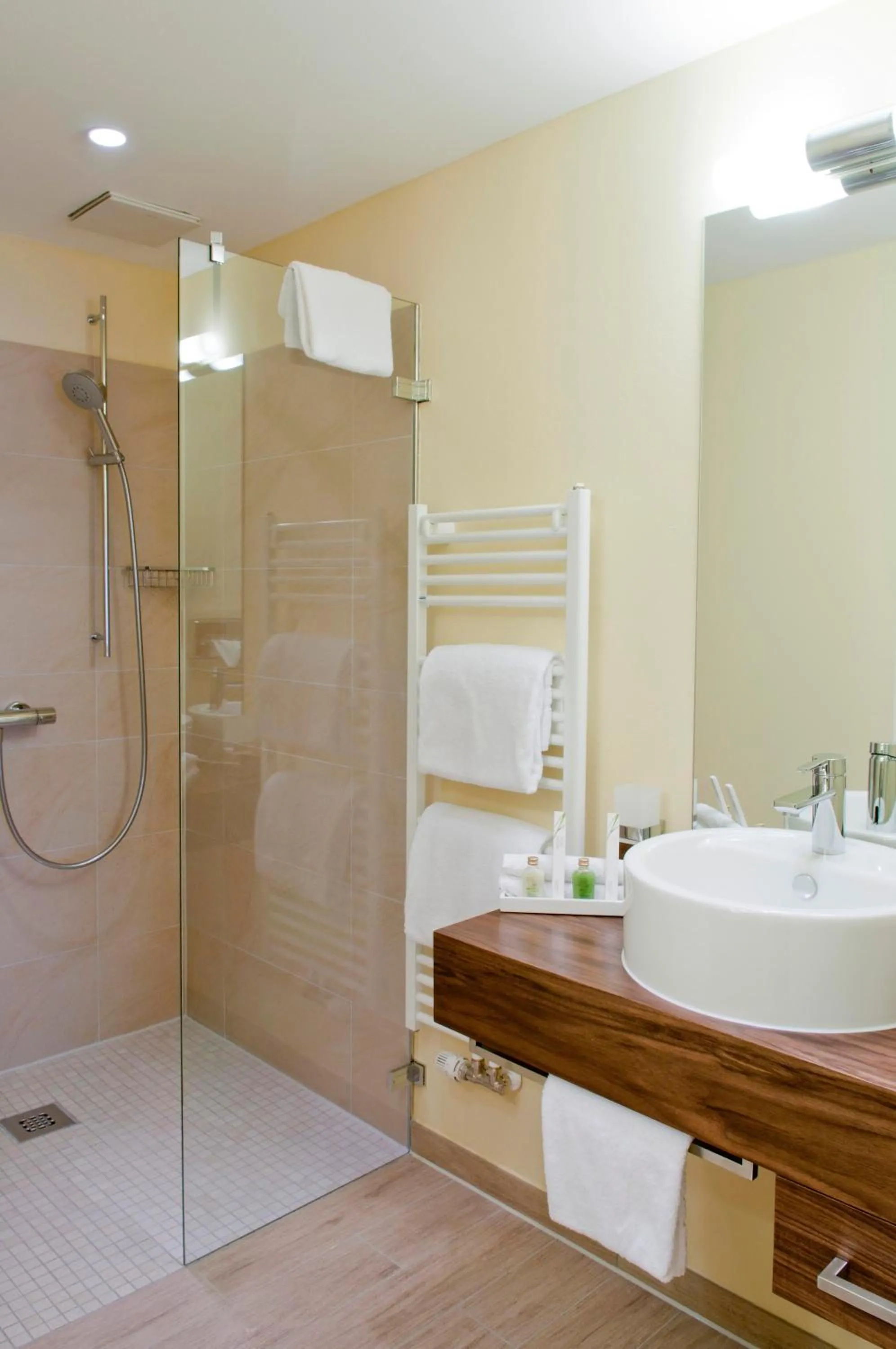 Bathroom in Upstalsboom Varel-Dangast