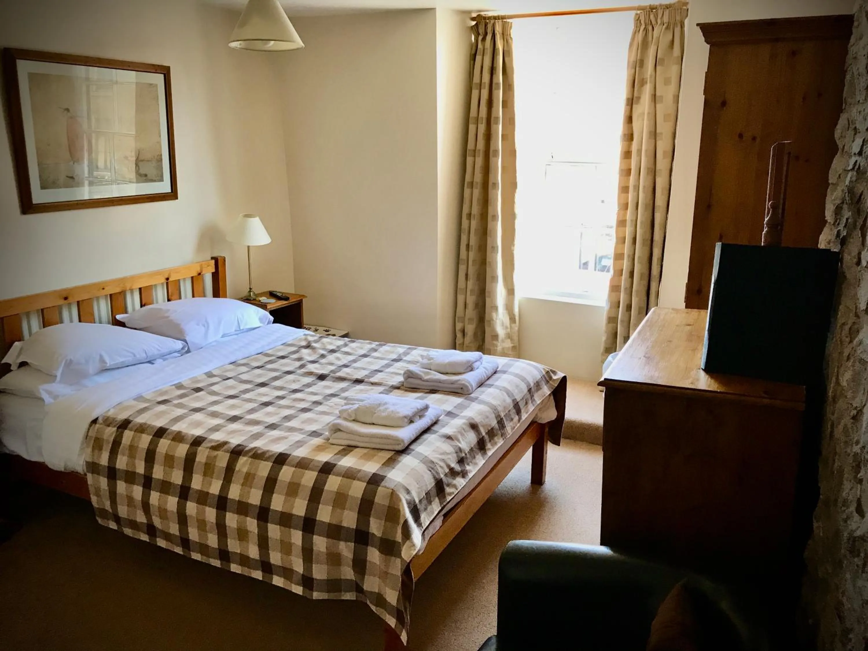 Bed in The White Horse Inn, Clun