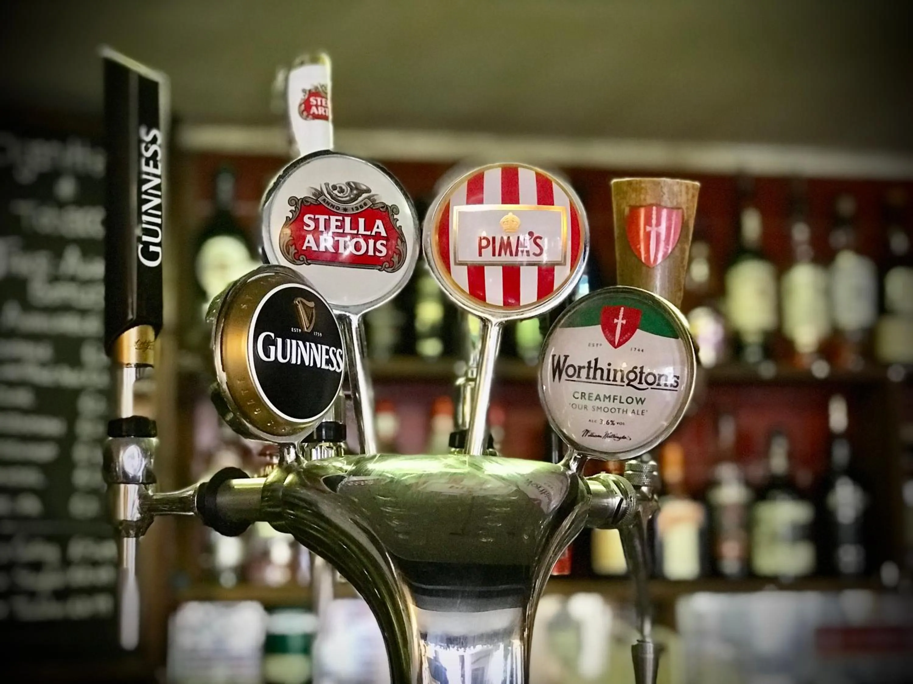 Drinks in The White Horse Inn, Clun