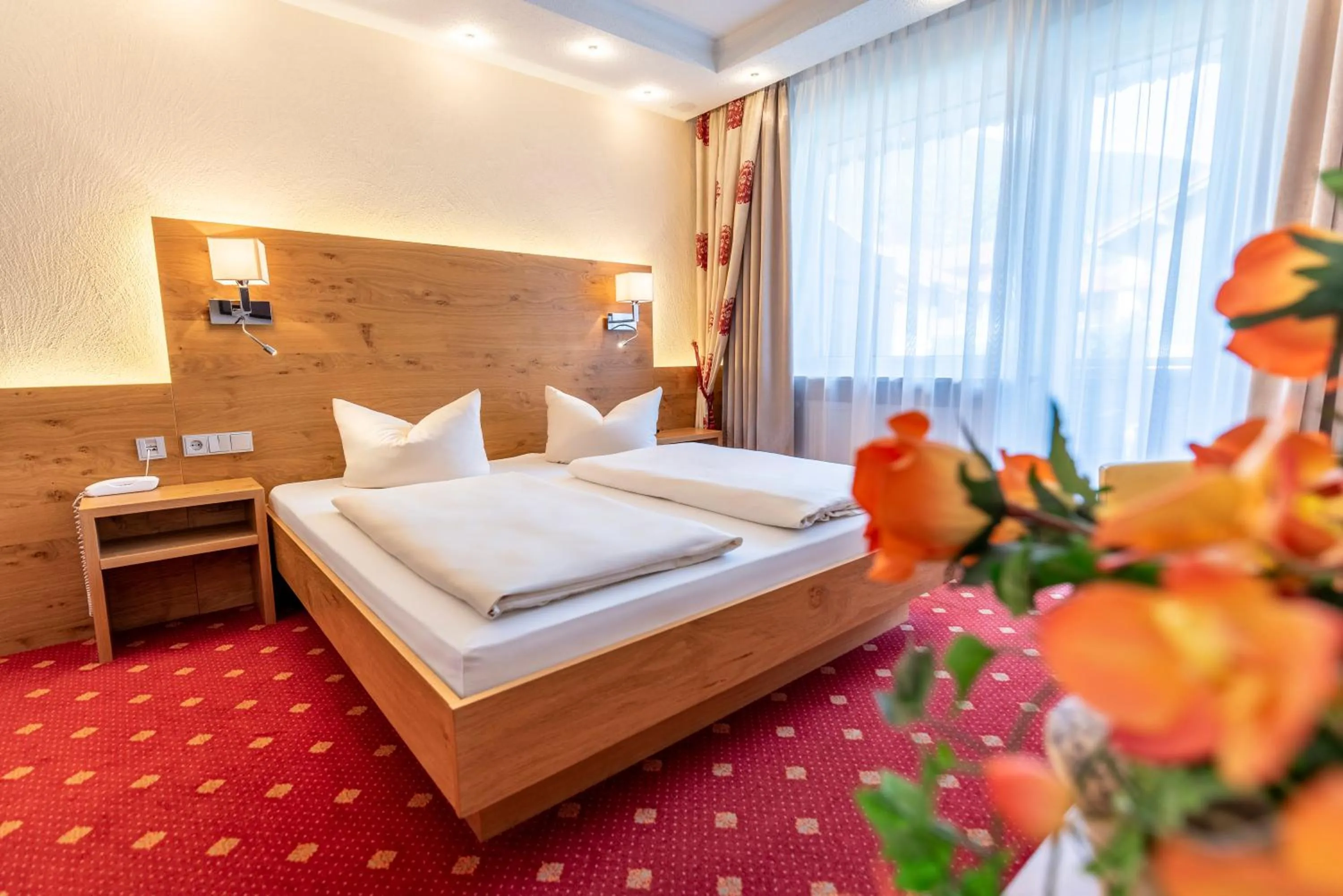 Photo of the whole room, Bed in ARNIKA Garni