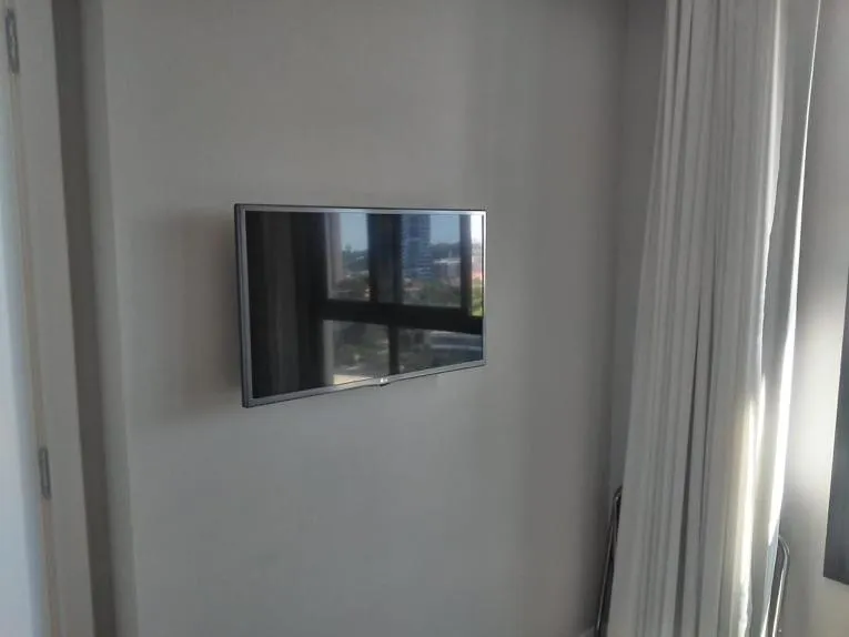 TV and multimedia in Salvador Mondial Flats