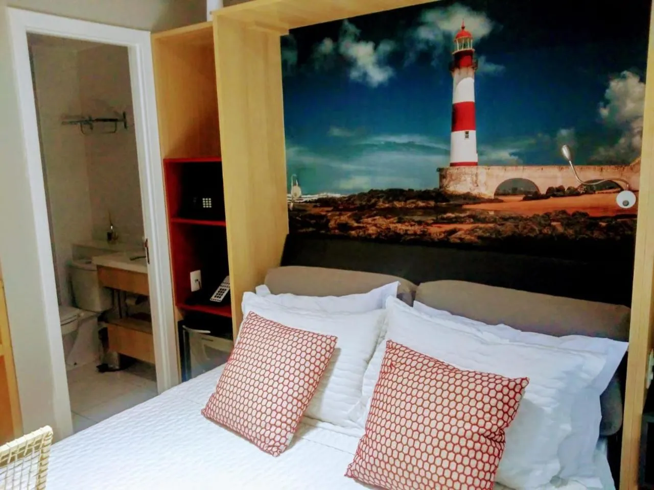 Bed in Salvador Mondial Flats