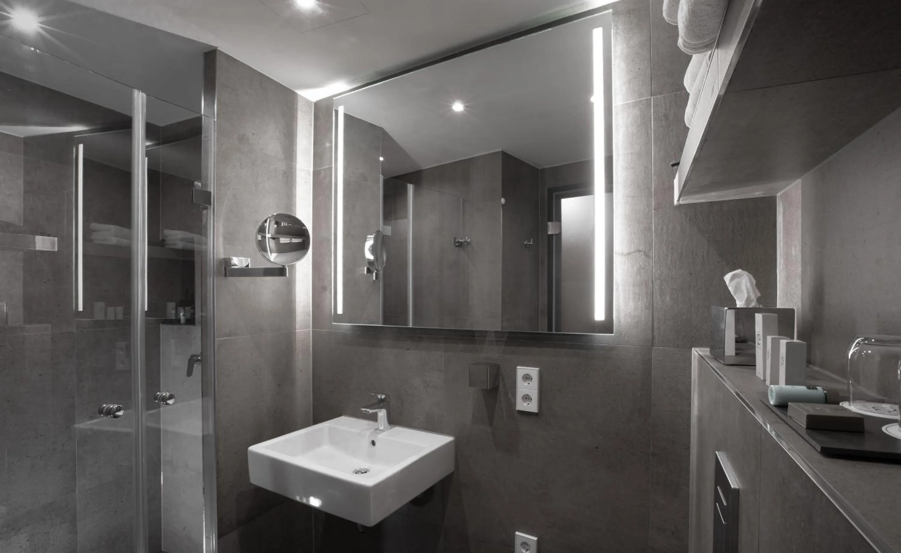 Shower in Ocak Hotel