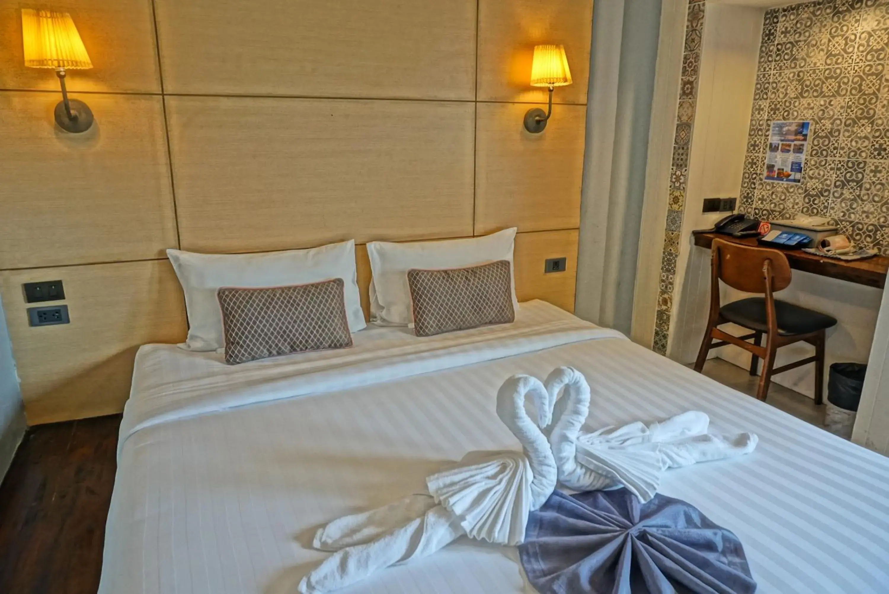 Budget Double Room in Montree Phuket Hotel Budget Double Room in Montree Phuket Hotel