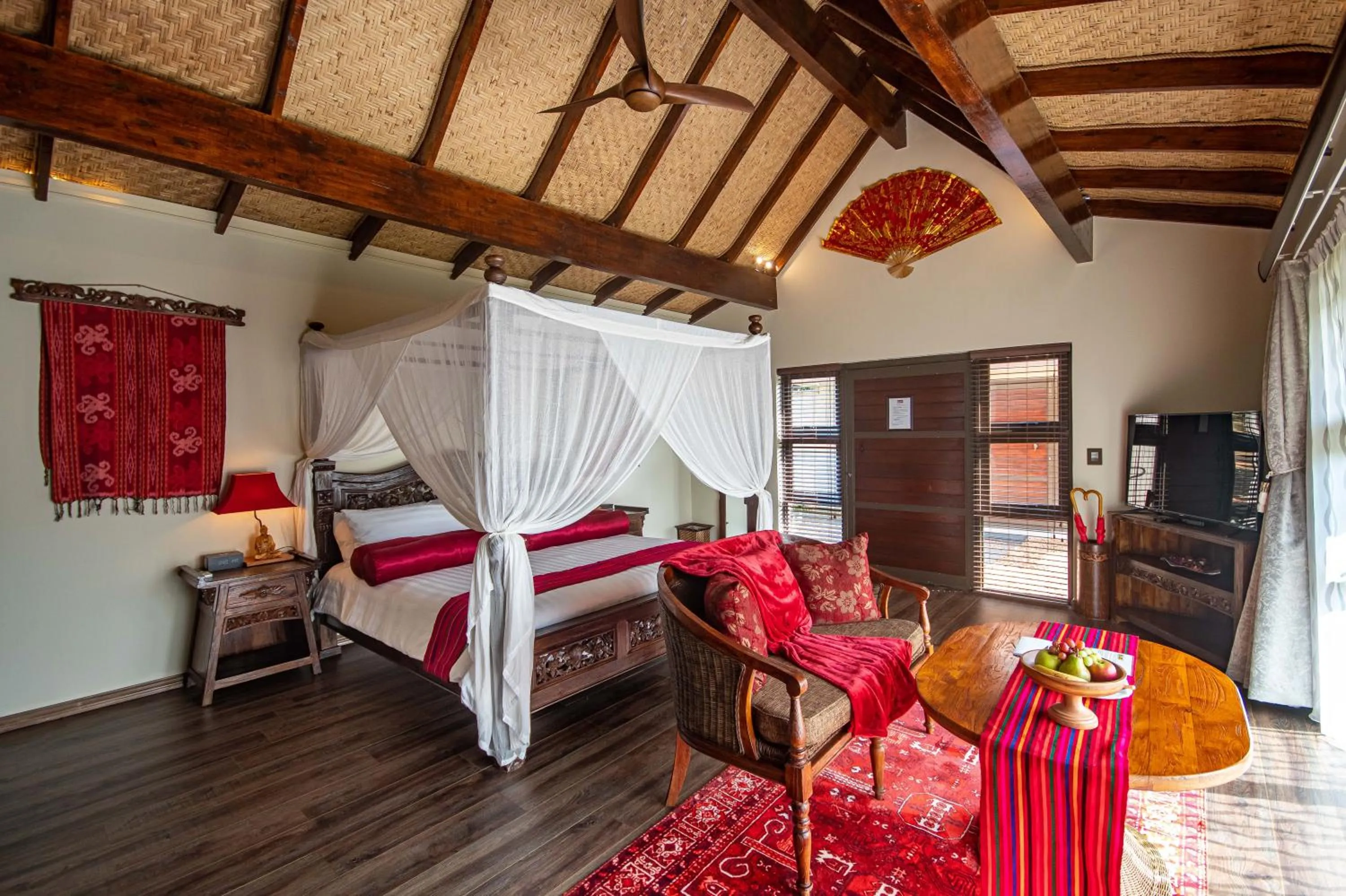 Bedroom, Bed in The Zarafa