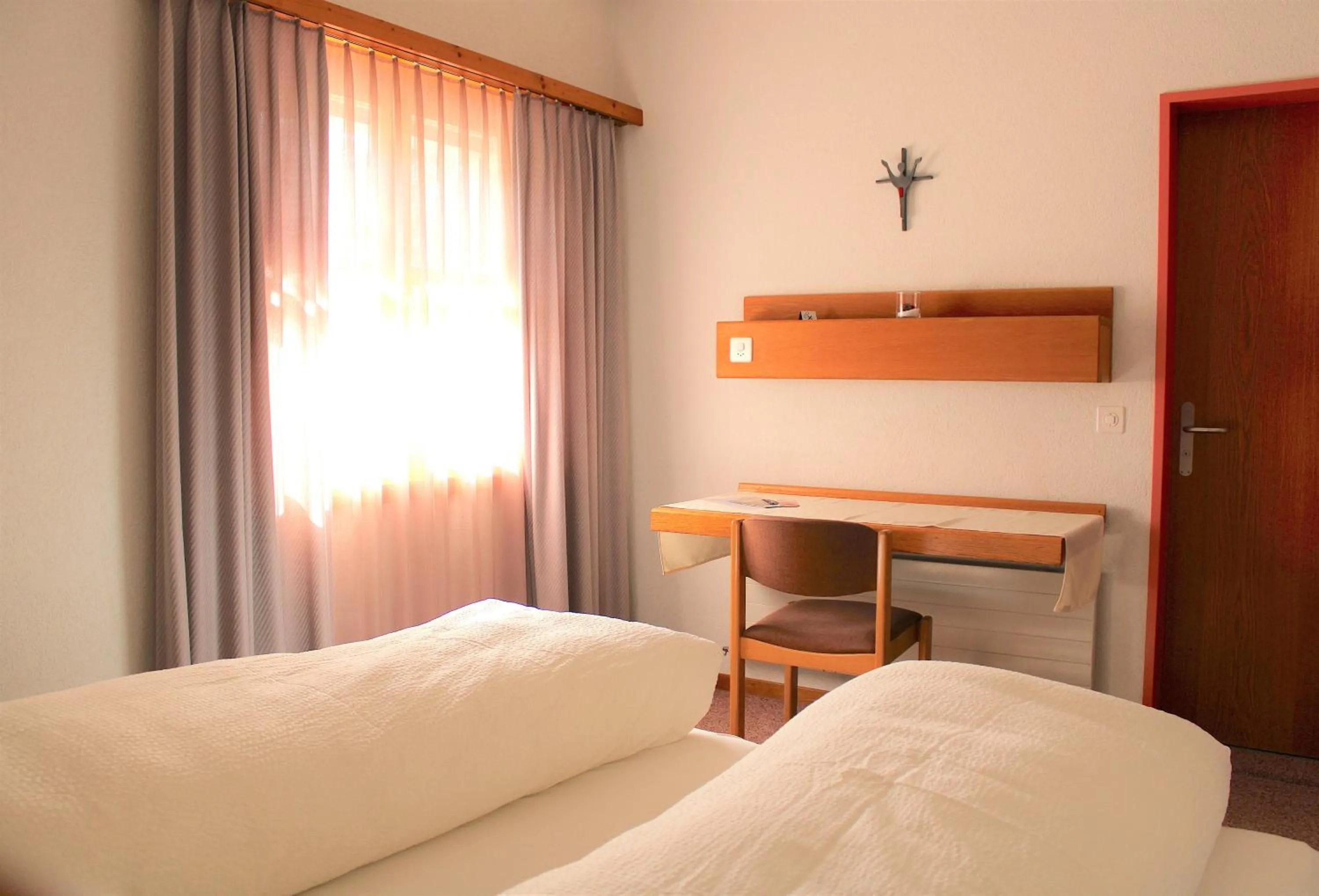 Bed in Hotel & Bildungshaus St. Jodern