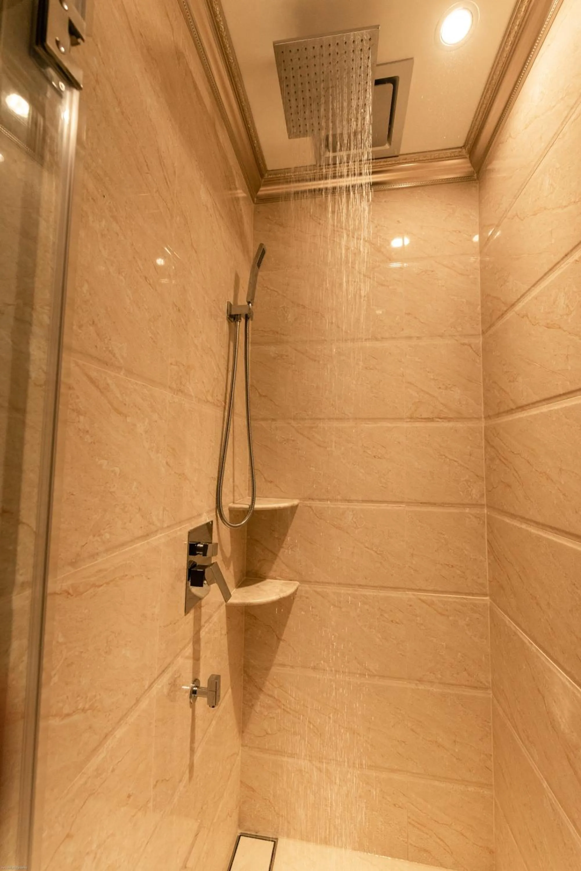 Shower in AJ Residence - Above Peppermint Asia City