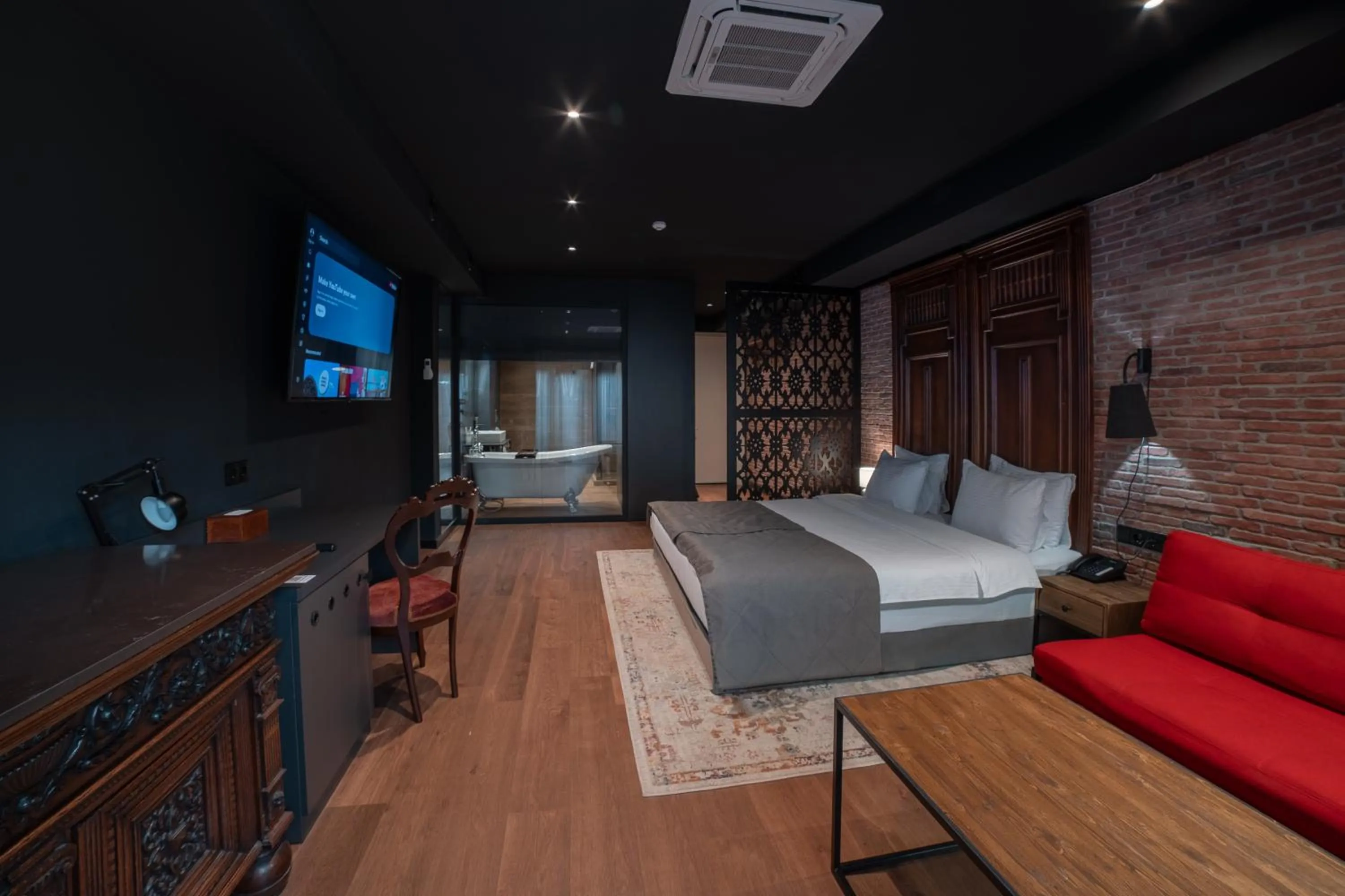 Bedroom, Bed in TbiliSee Hotel