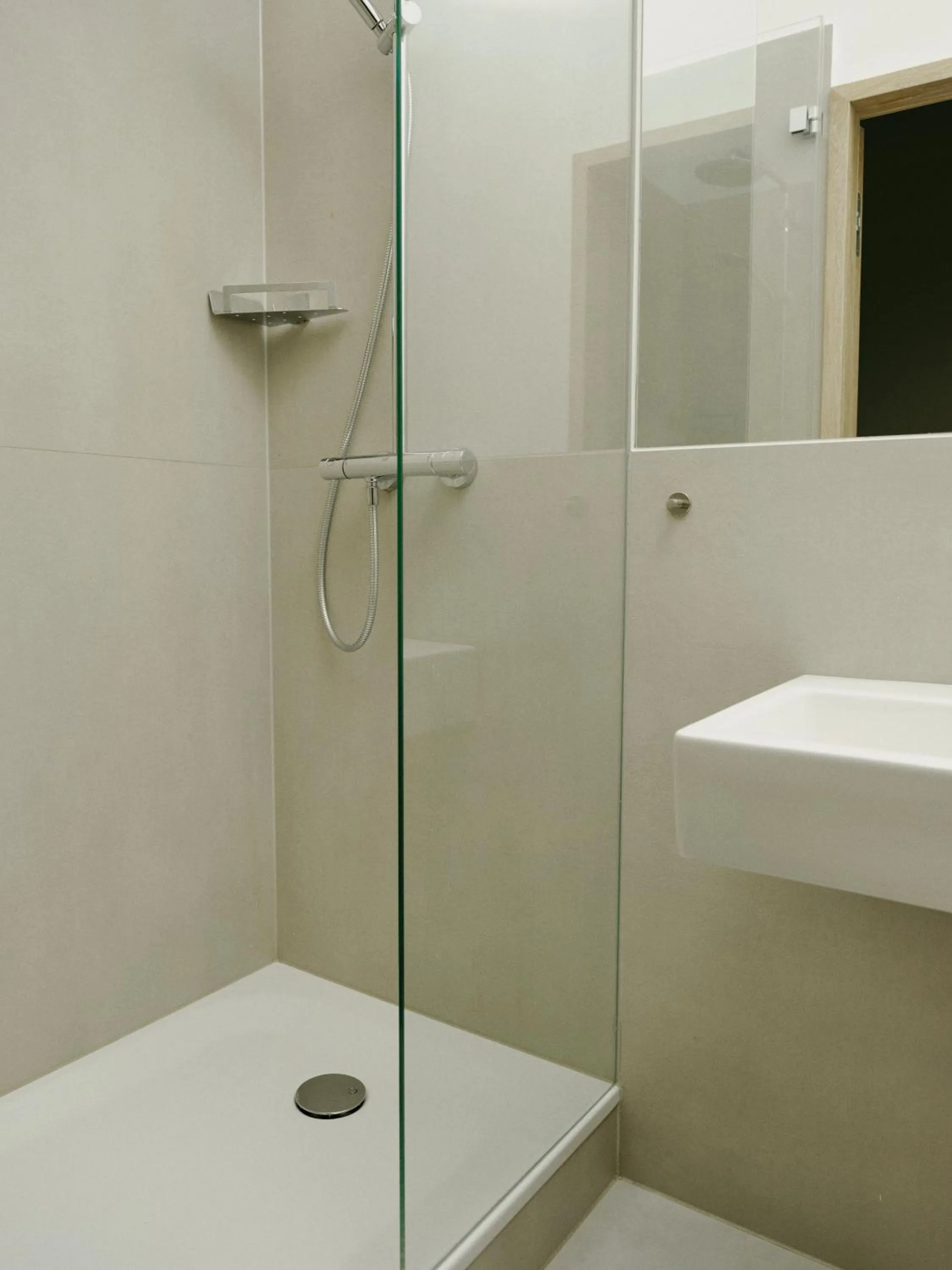 Shower in Art Apartments