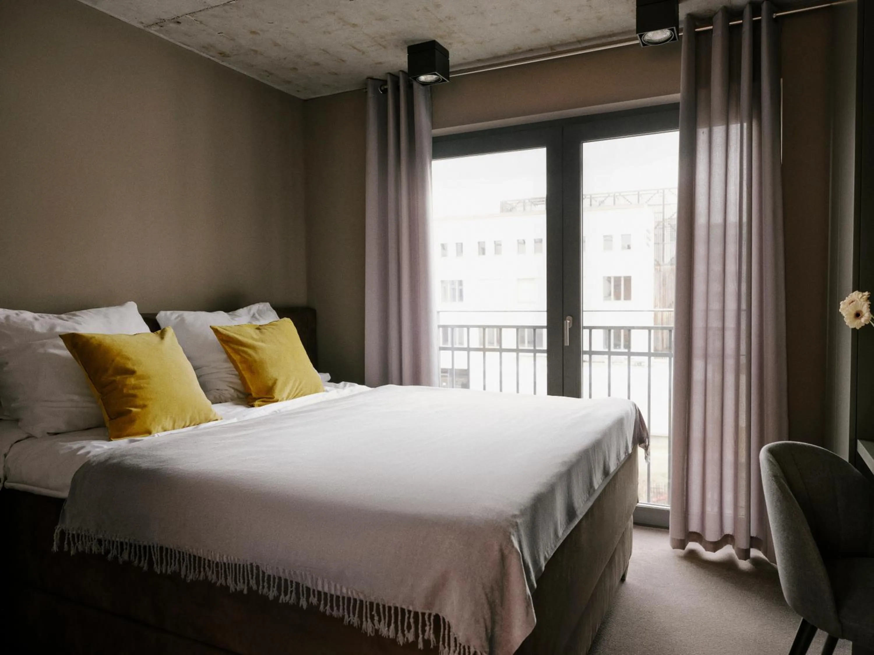 Bed in Art Apartments