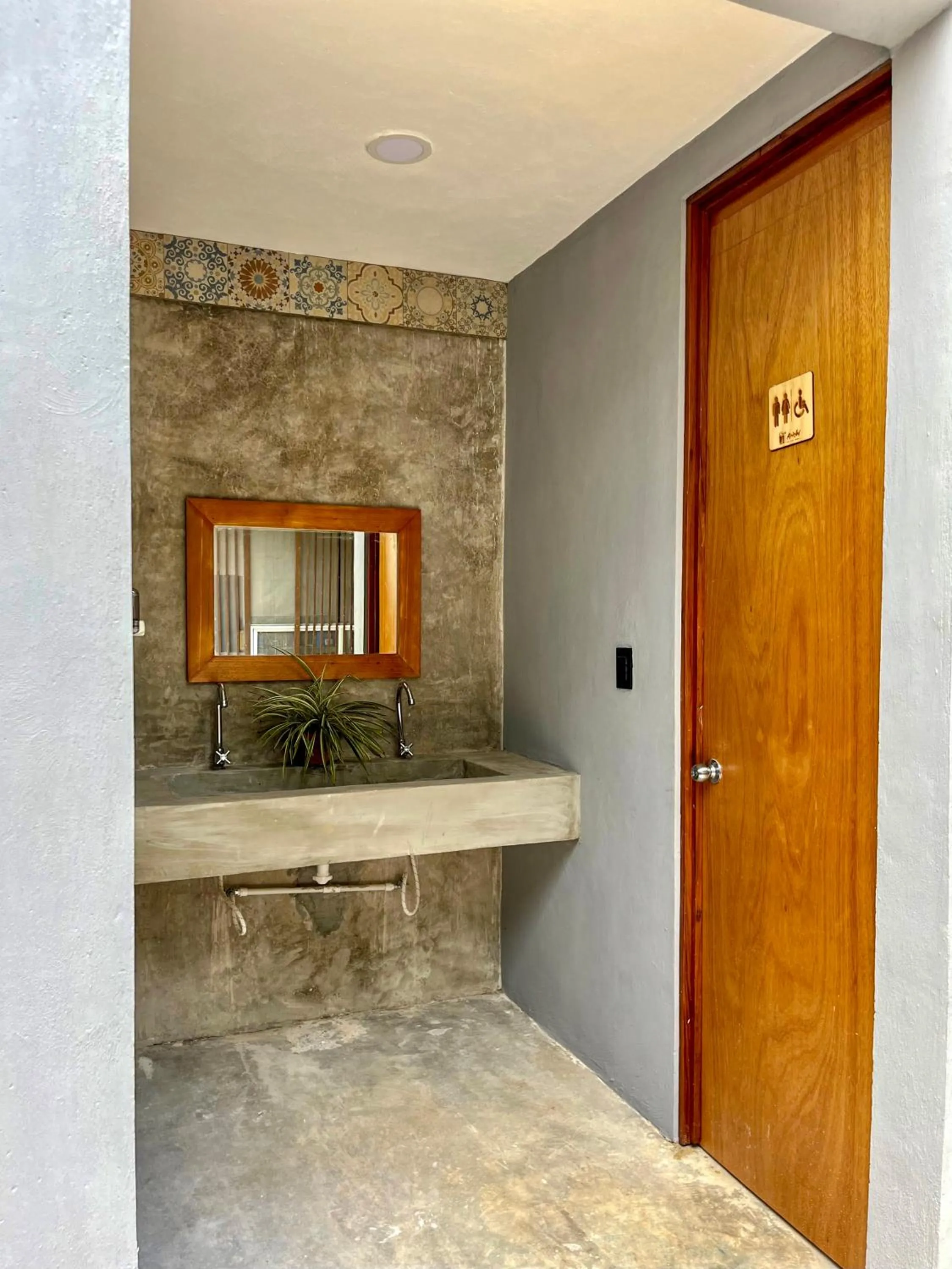 Bathroom in Ariché Valladolid Hotel & Hostal