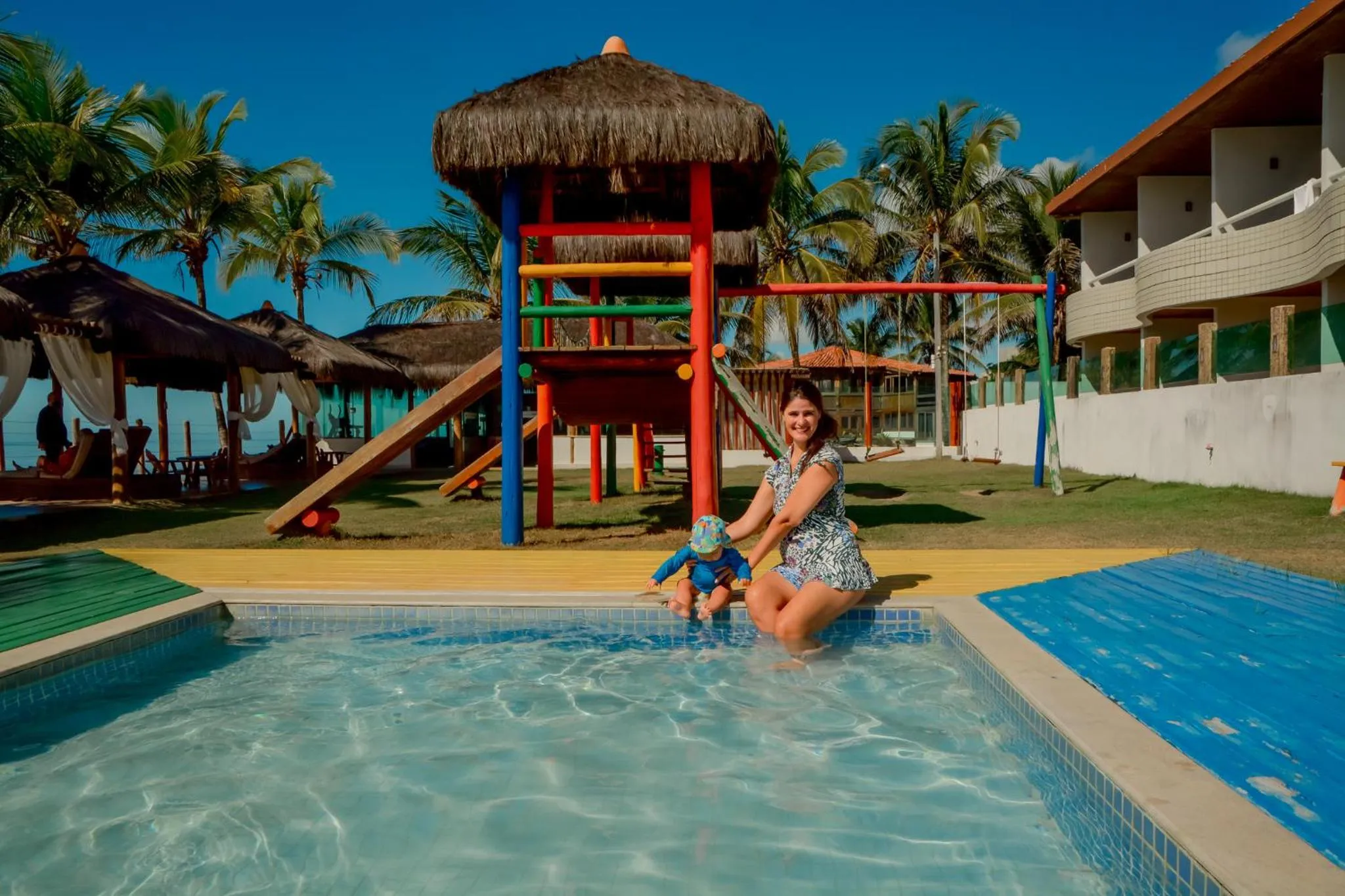 Swimming pool in Cahy Praia Hotel