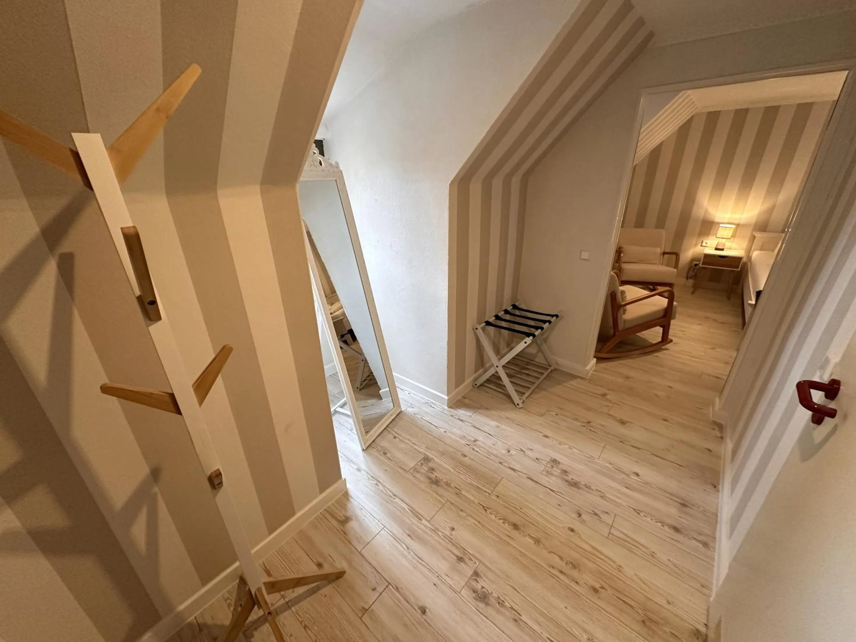 Bedroom in Hotel Zur Goldenen Sonne