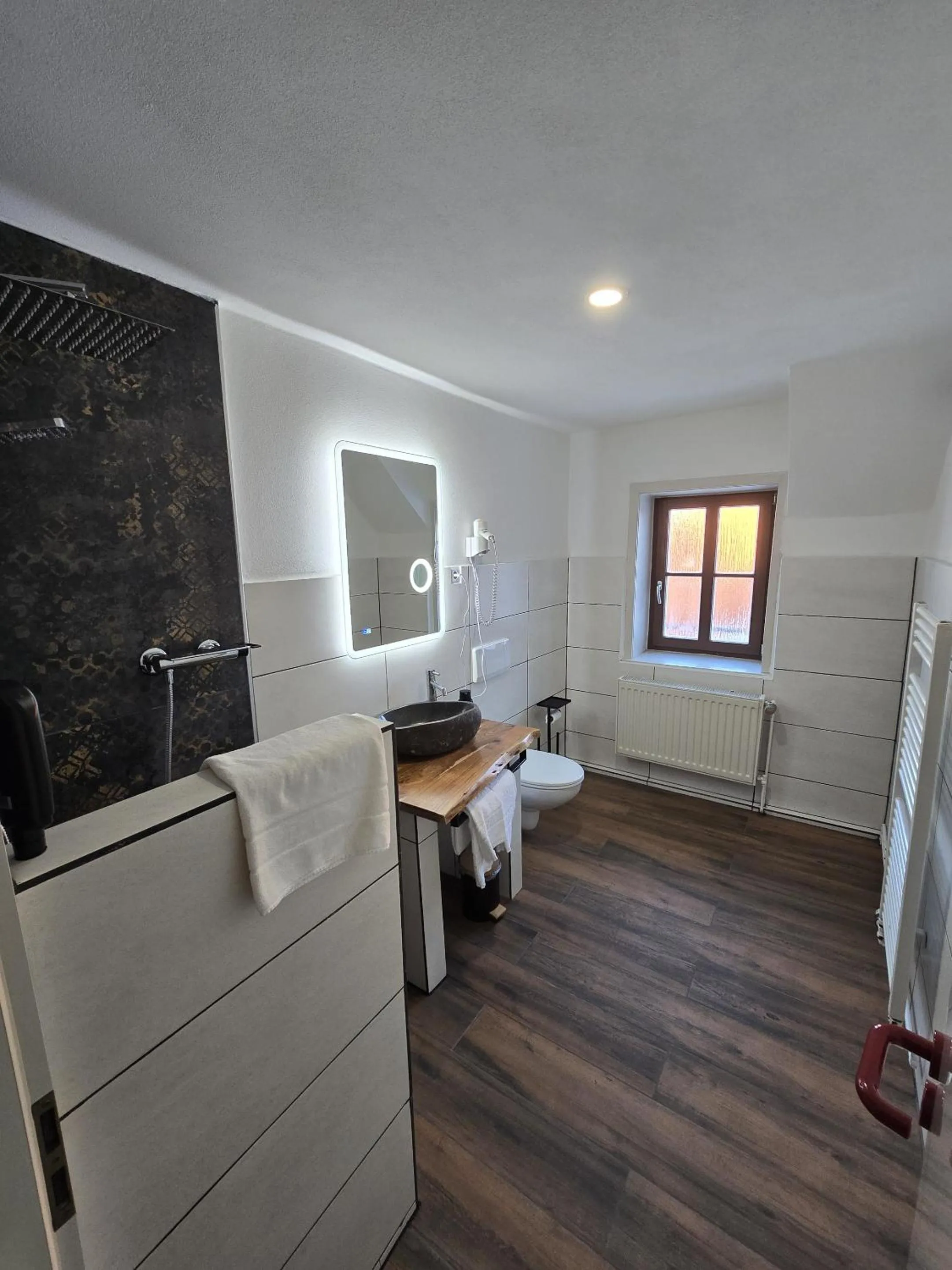 Bathroom in Hotel Zur Goldenen Sonne