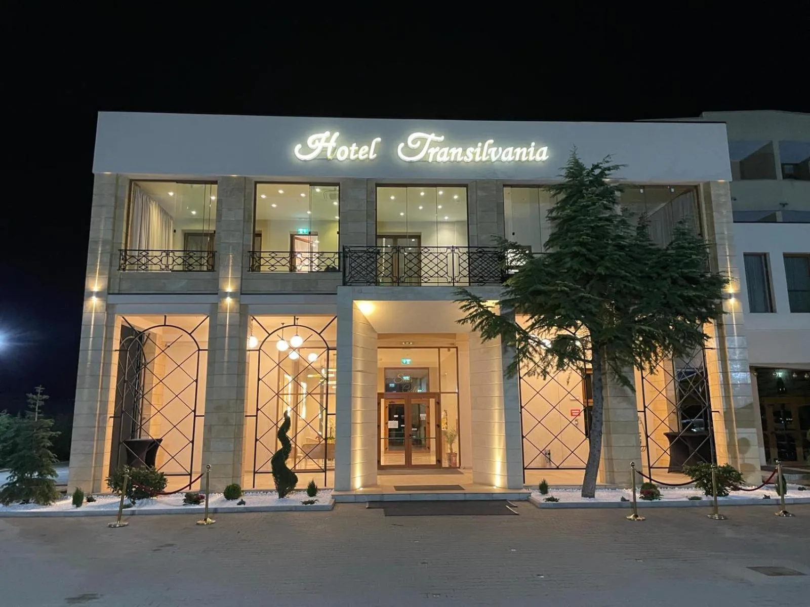 Property building in Hotel Transilvania Zalău