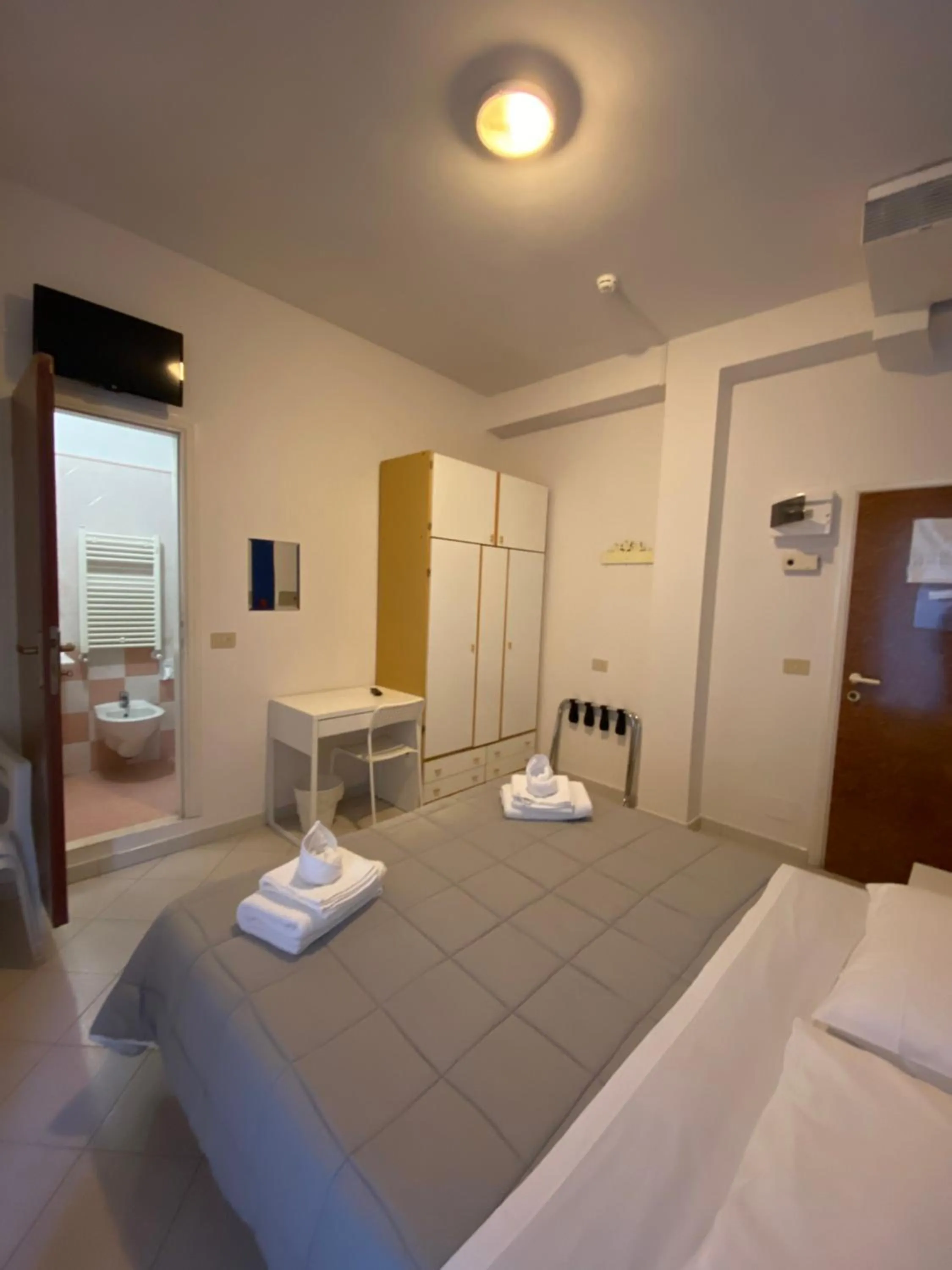 Bed in Family Hotel Las Vegas