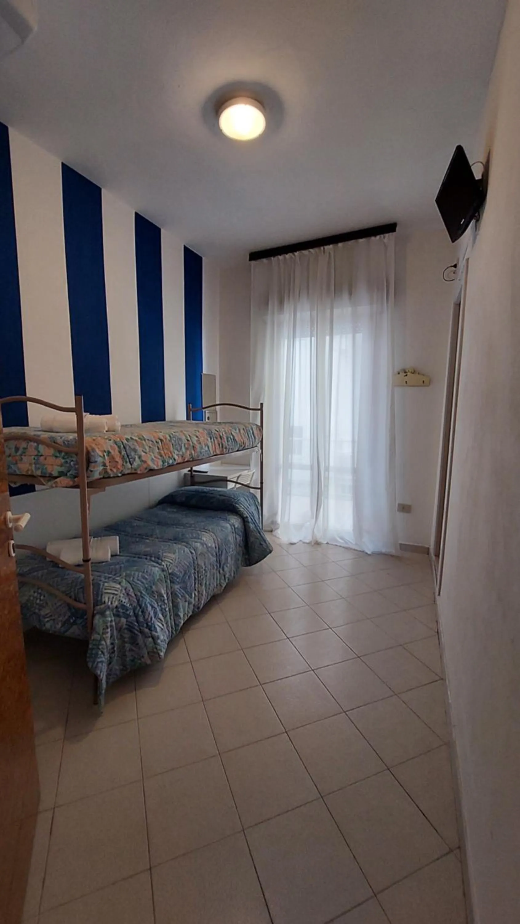 Bed in Family Hotel Las Vegas