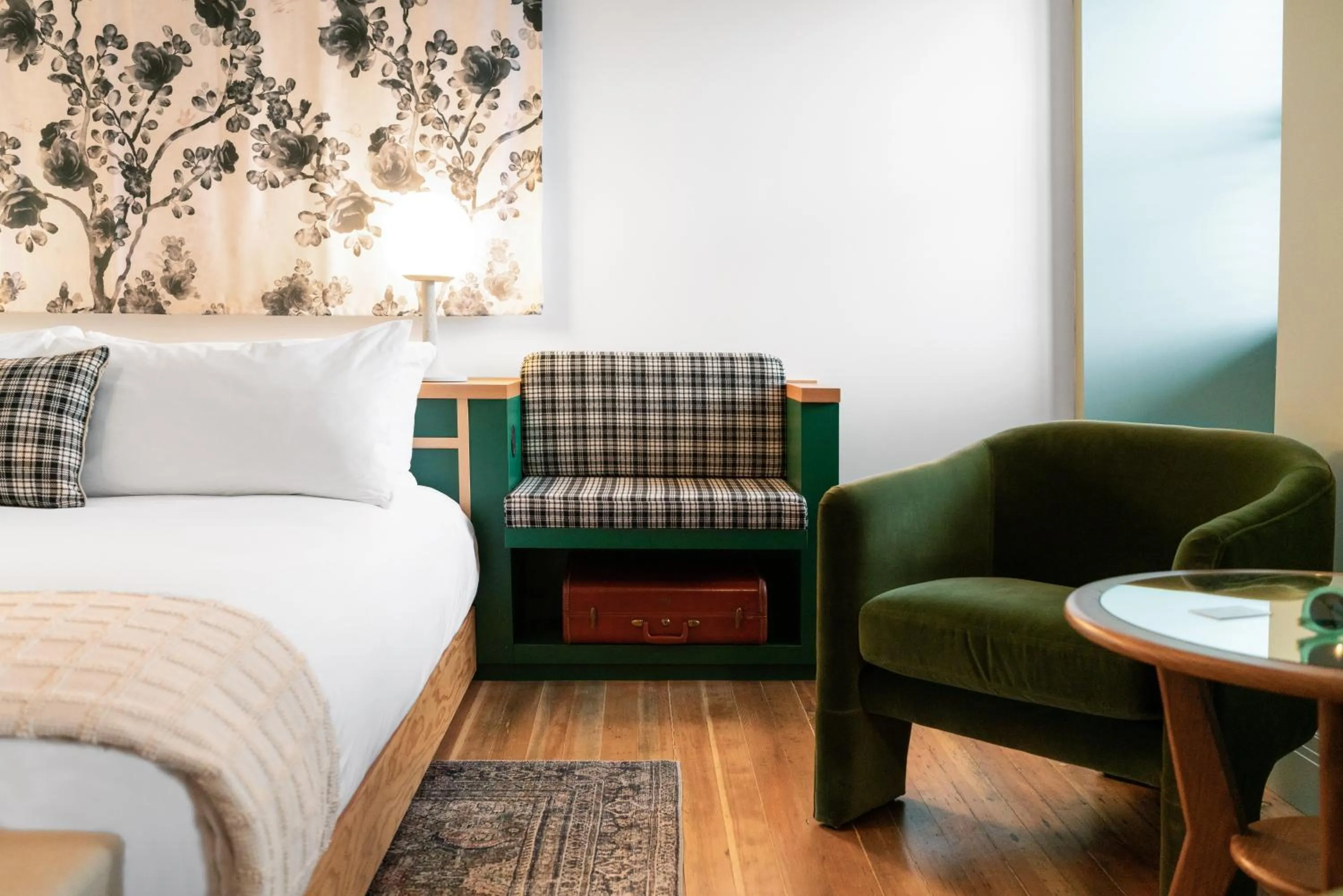 Seating area, Bed in Hotel Grand Stark