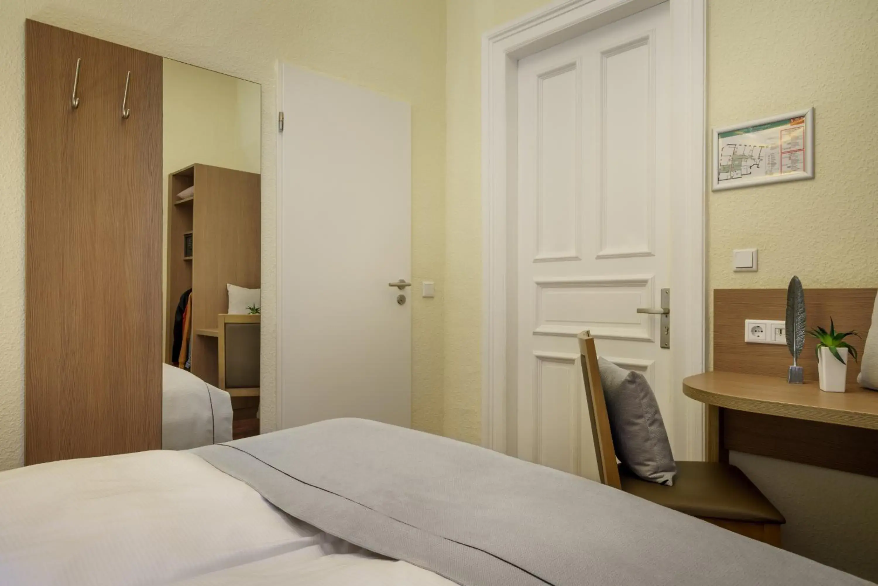 Double Room in Hotel Alster Double Room in Hotel Alster