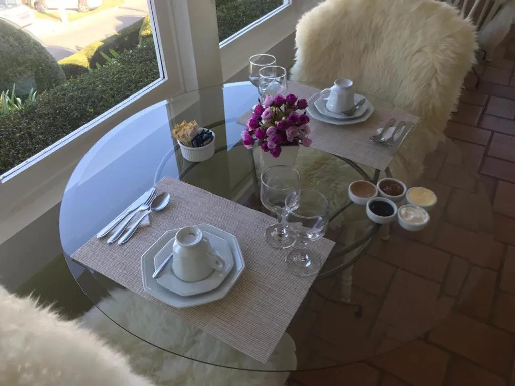 Breakfast in Pousada Chateau Colinas