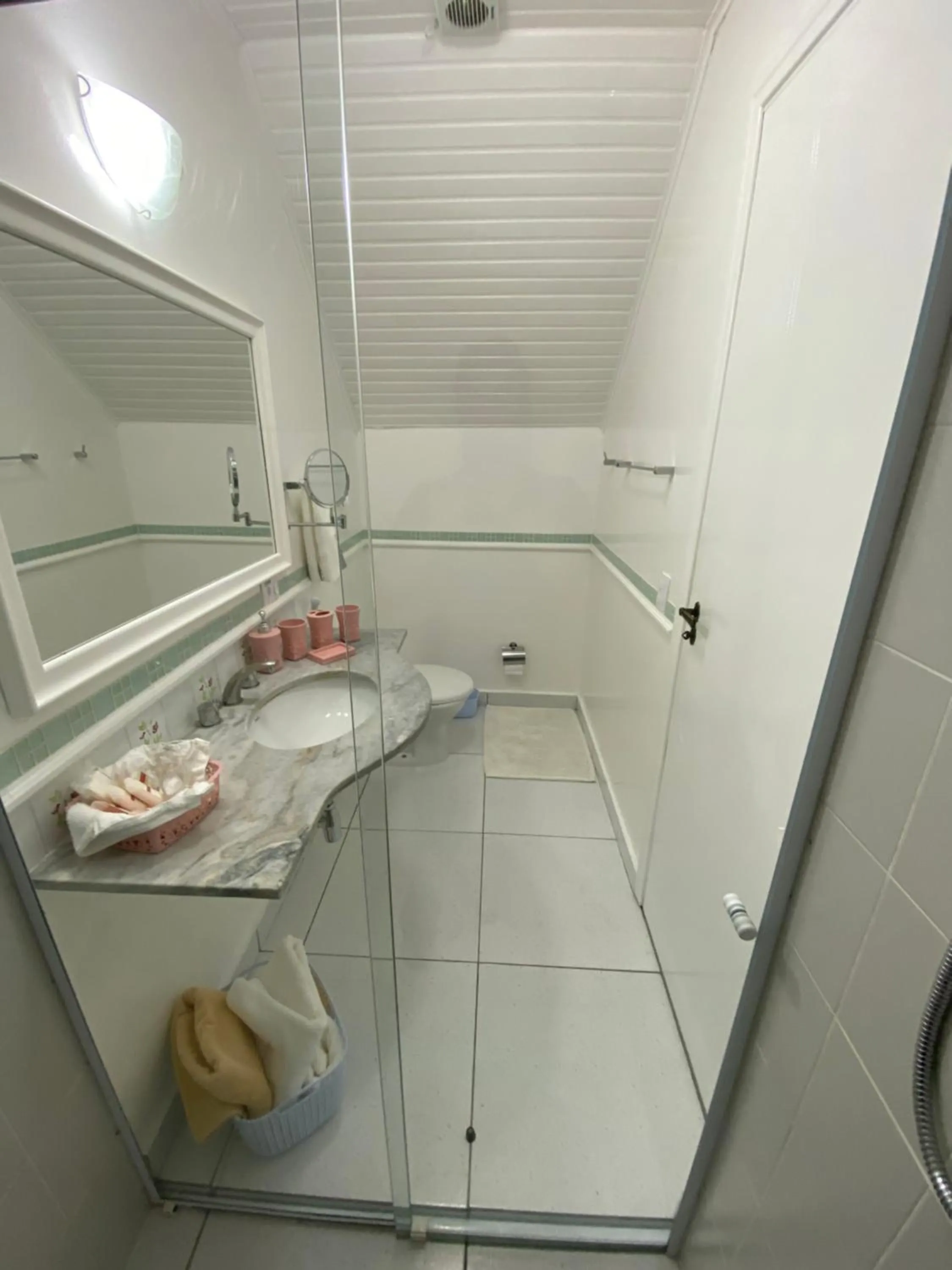 Bathroom in Pousada Chateau Colinas