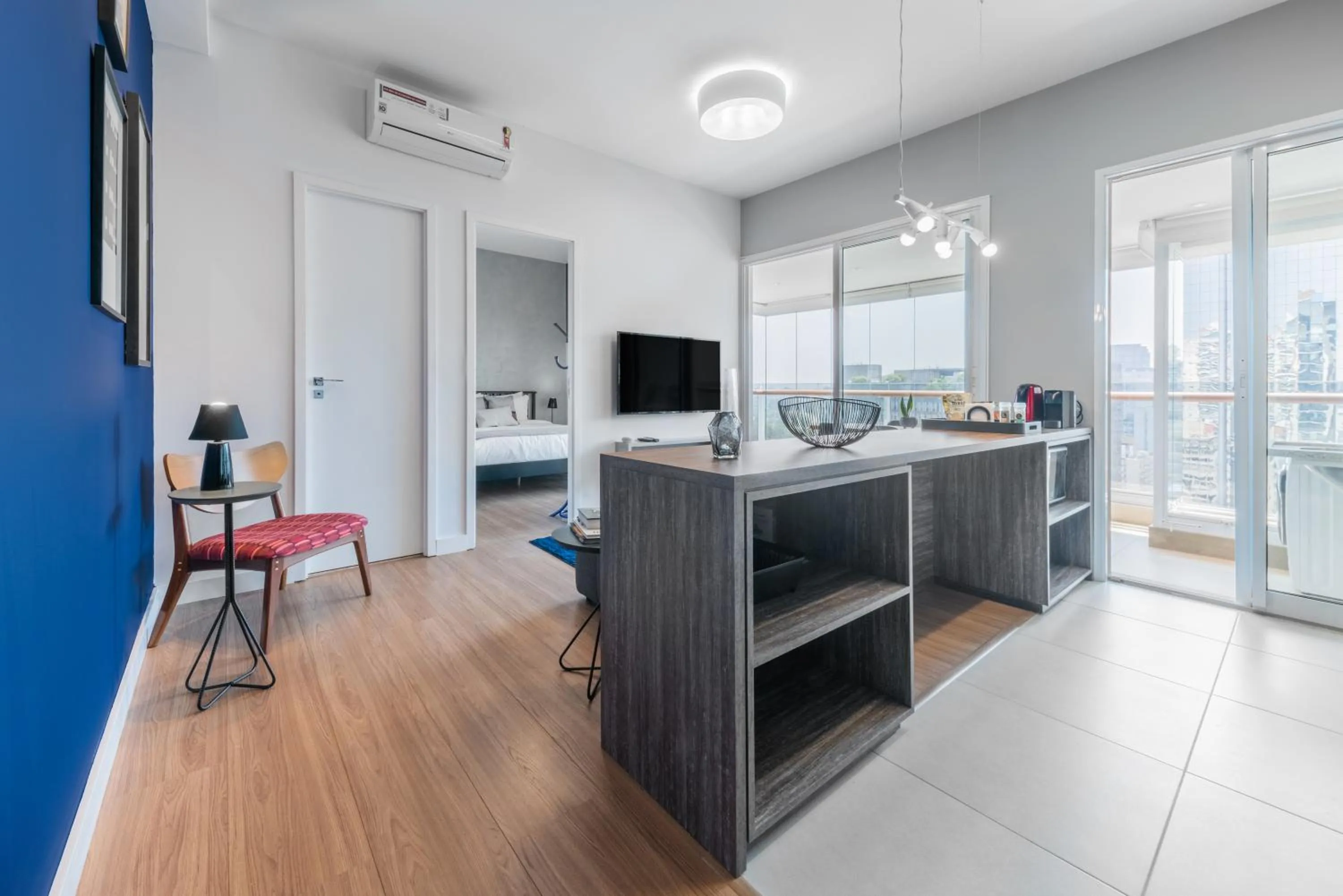 Balcony/Terrace in Charlie One Eleven Vila Olímpia