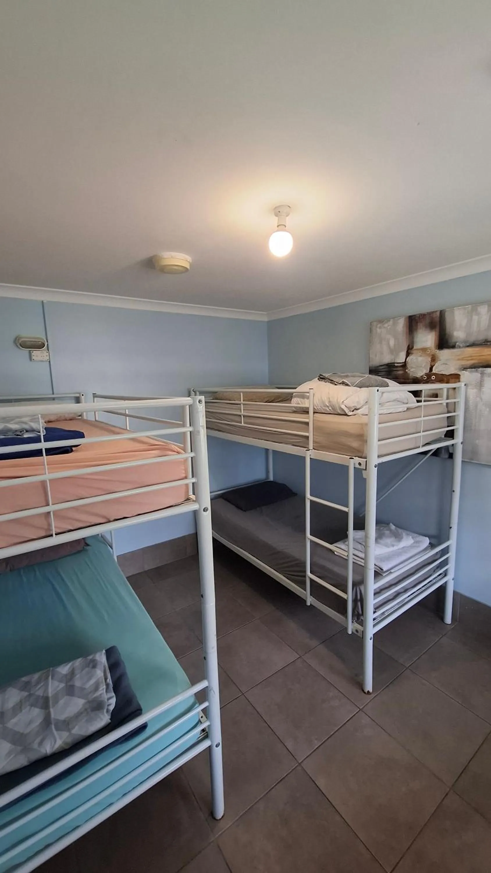Bedroom, Bed in Hervey Bay Flashpackers