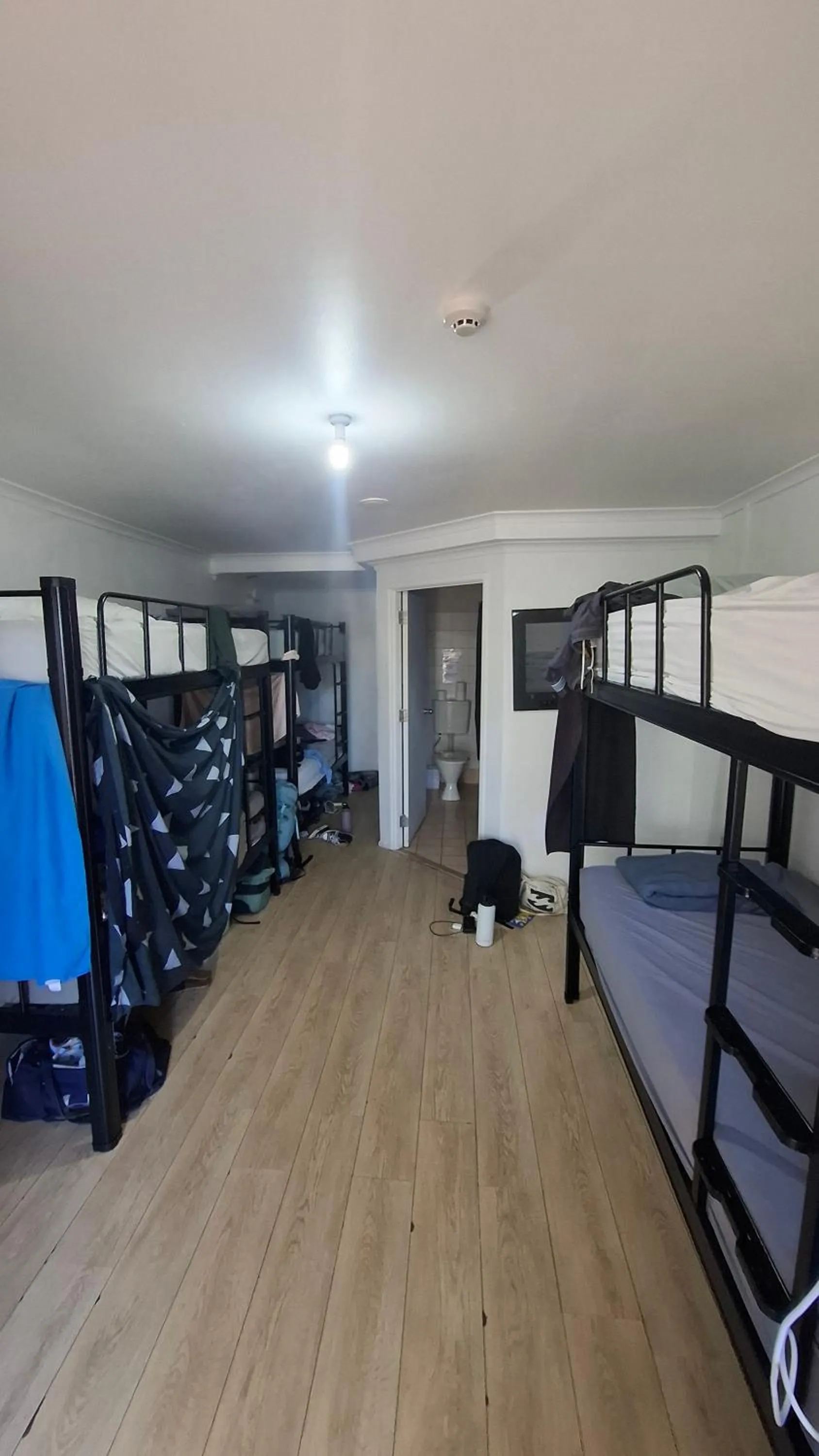 bunk bed, Bed in Hervey Bay Flashpackers