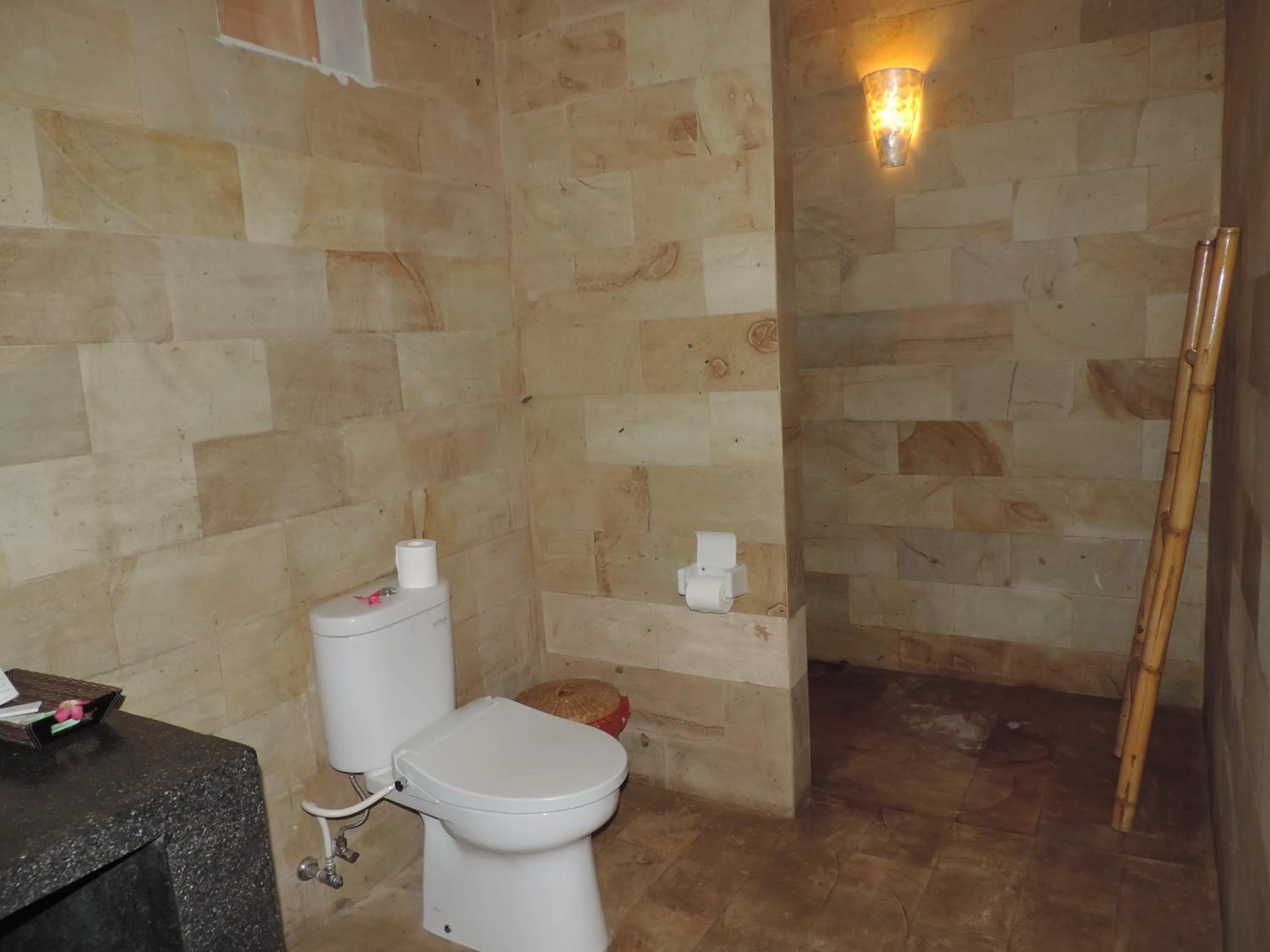 Toilet in Casus Dream Hotel