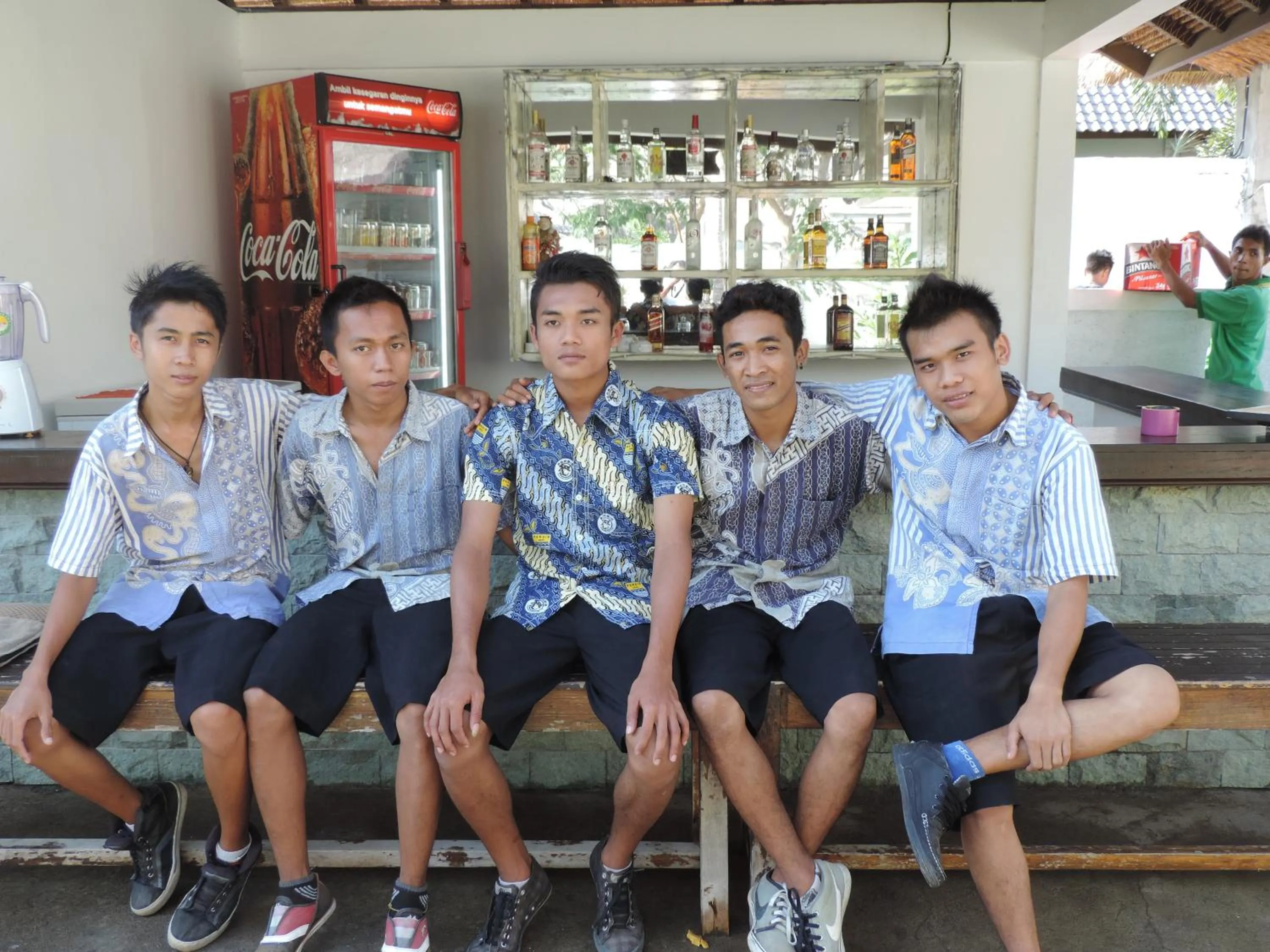 People in Casus Dream Hotel