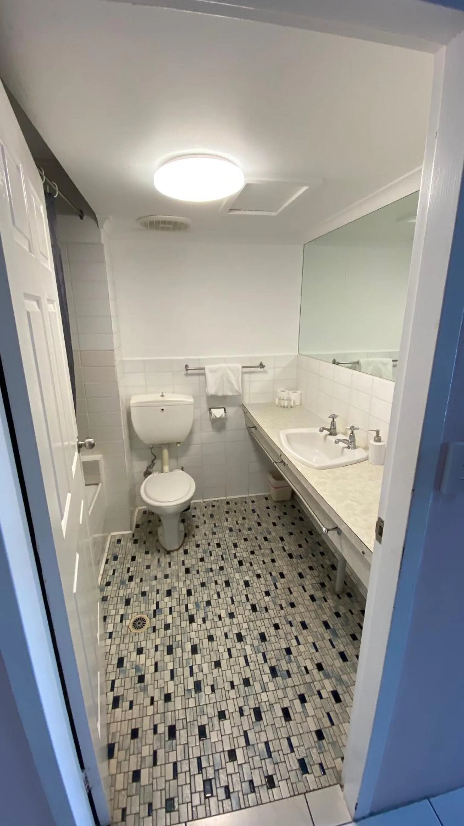 Bathroom in Holiday Lodge Apartment