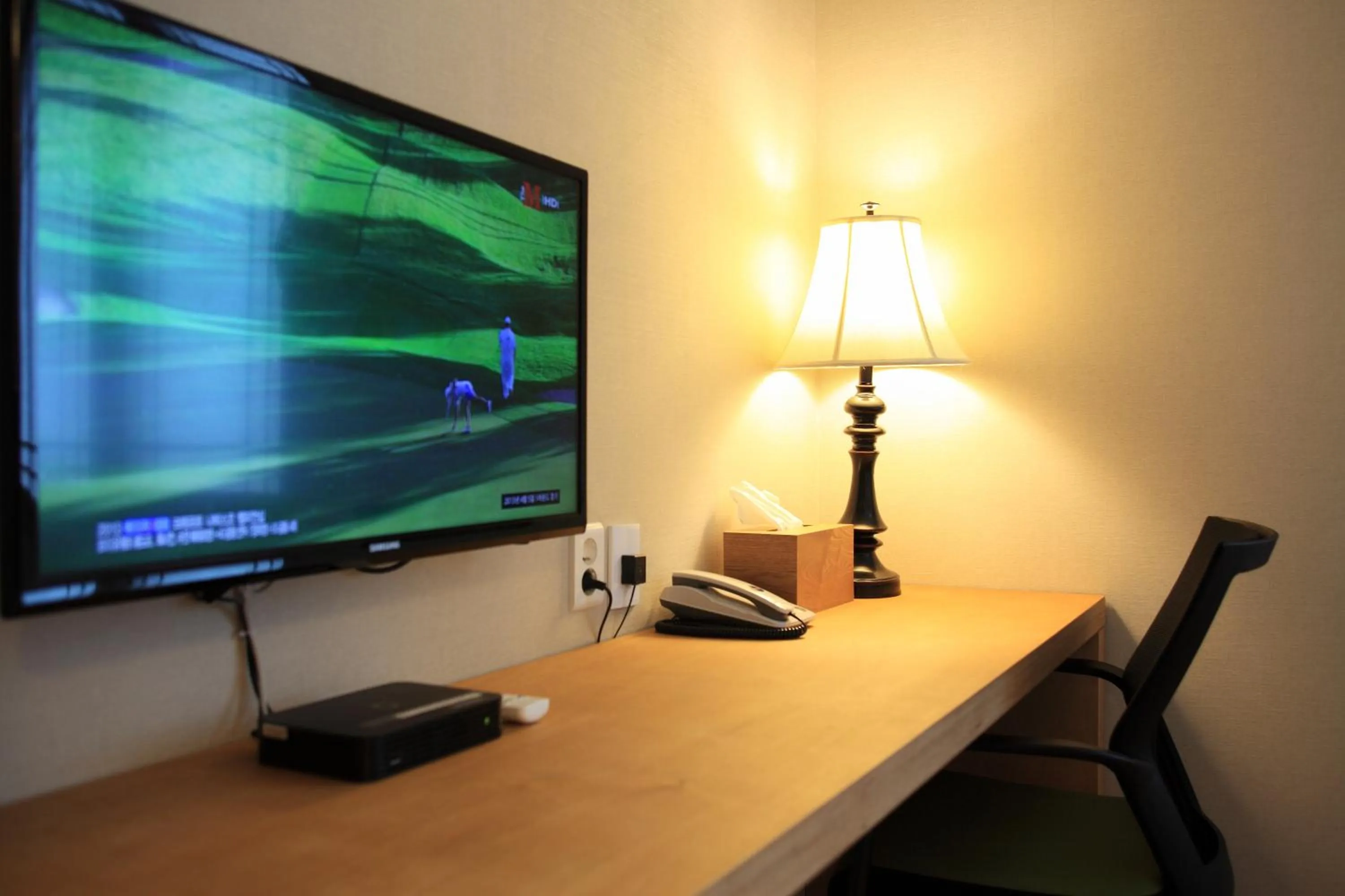 TV and multimedia in Dream House