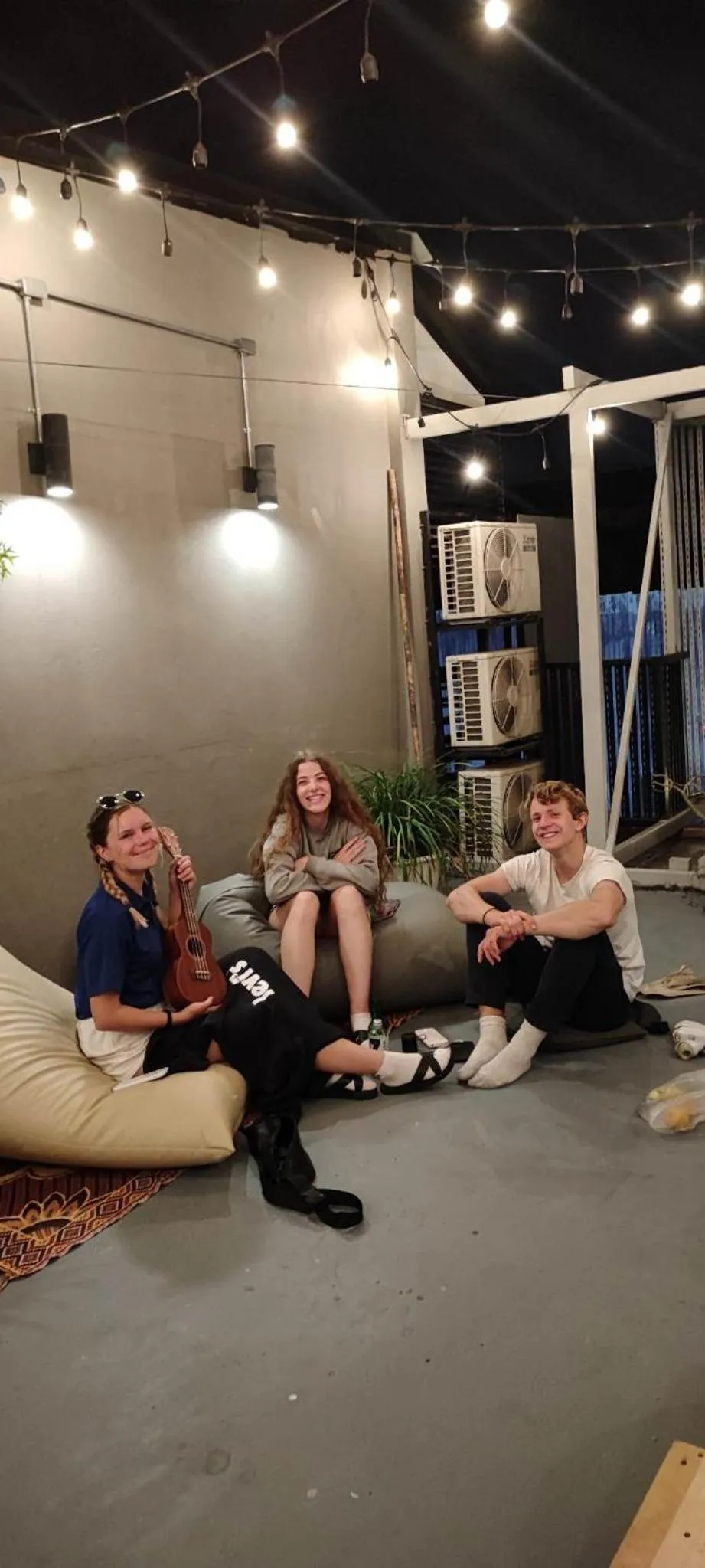 Restaurant/places to eat in Little One