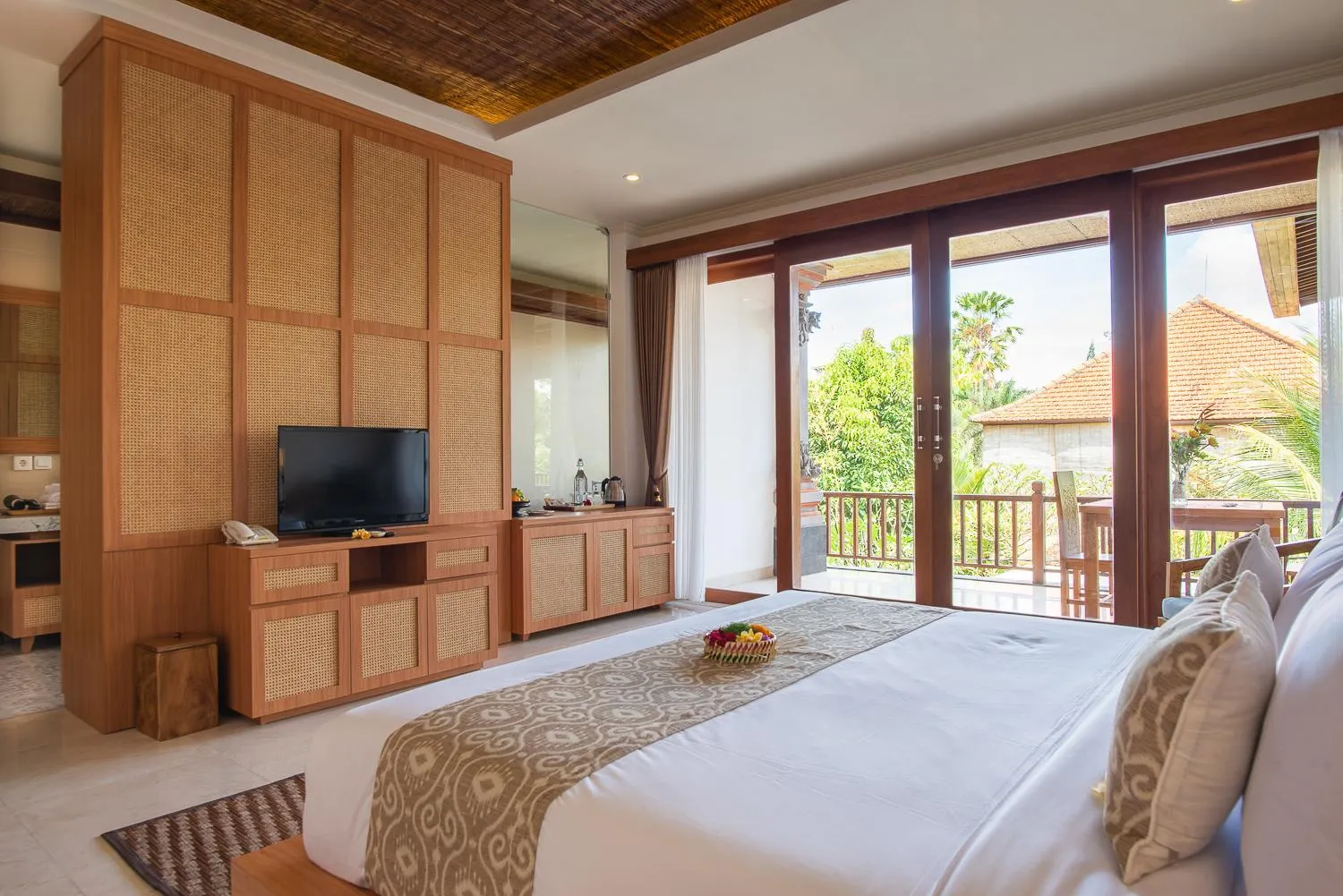 Photo of the whole room, Bed in Budhi Ayu Villas and Cottages Ubud by Mahaputra