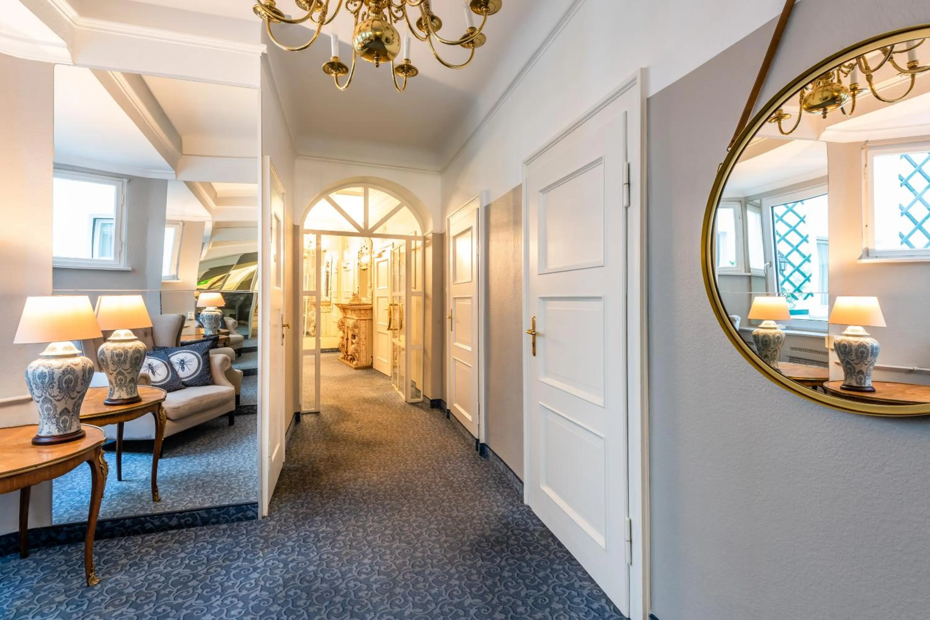 Decorative detail in Hotel Würzburger Hof ****