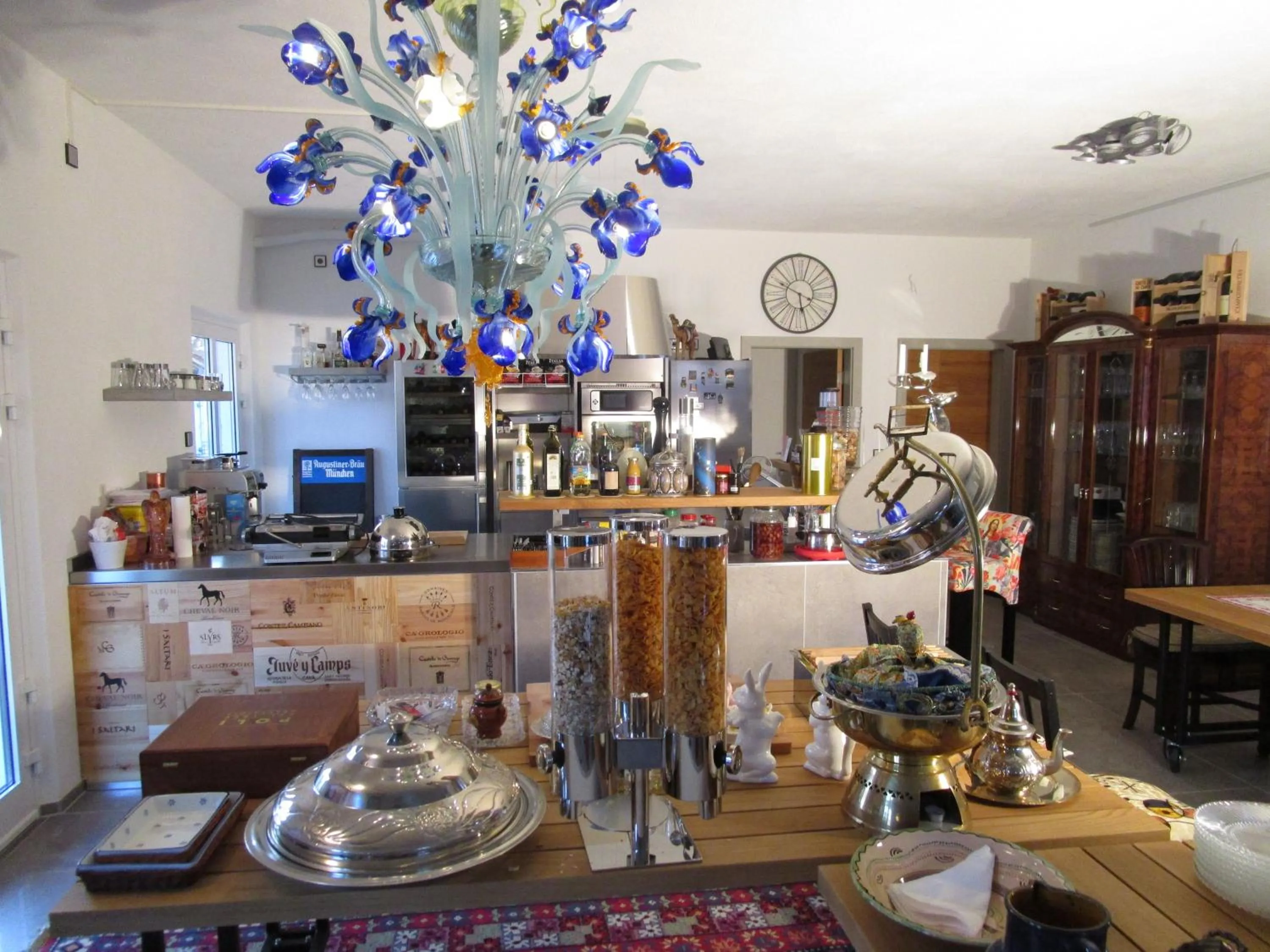 Food in Chalet Valley