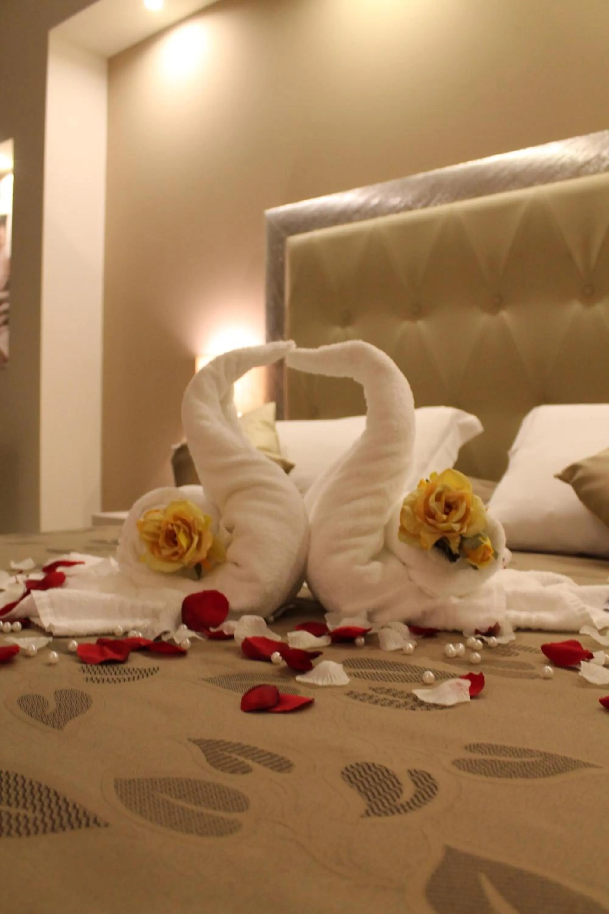 Decorative detail, Bed in Hotel Ristorante Mariano