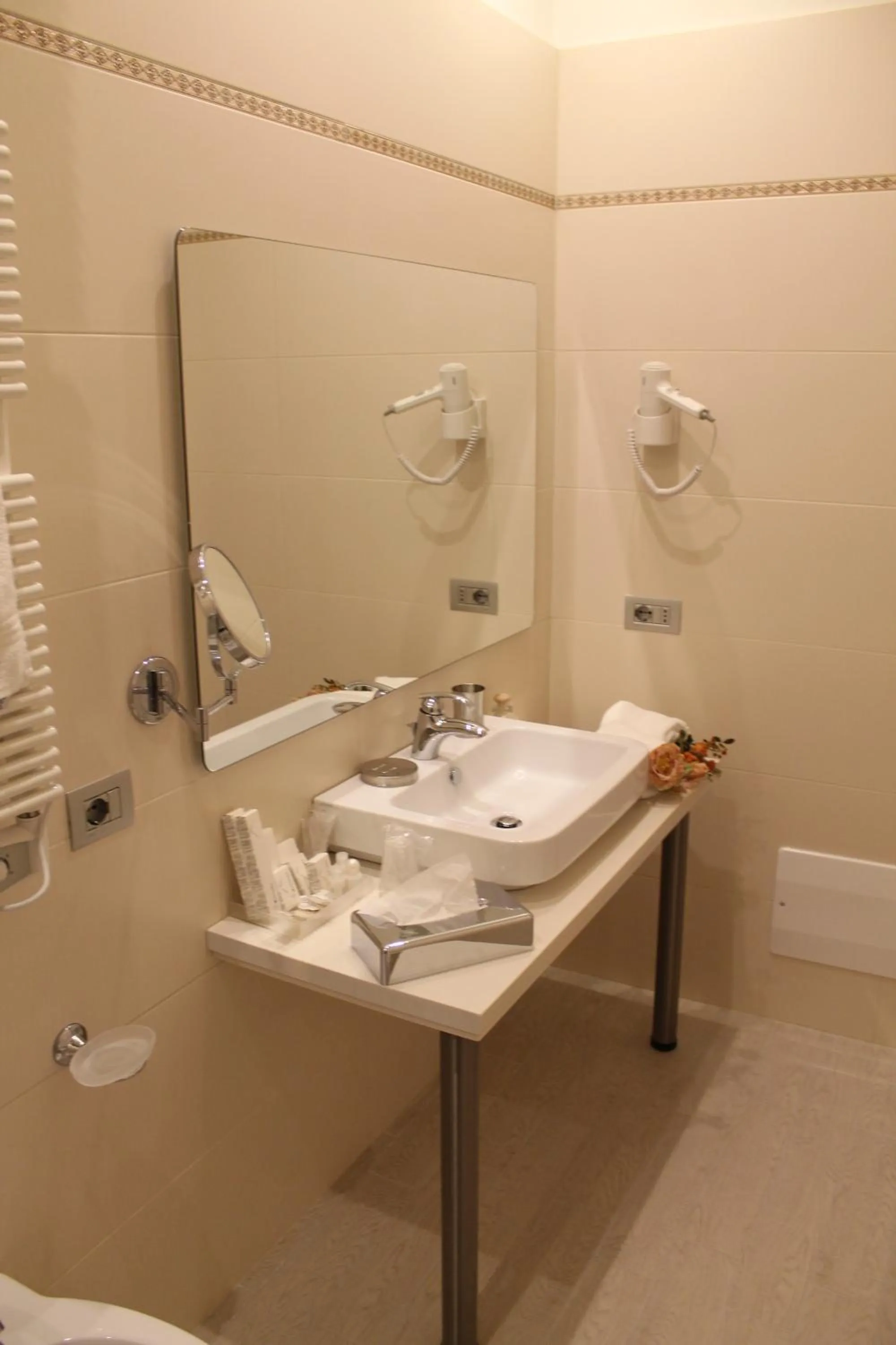 Bathroom in Hotel Ristorante Mariano