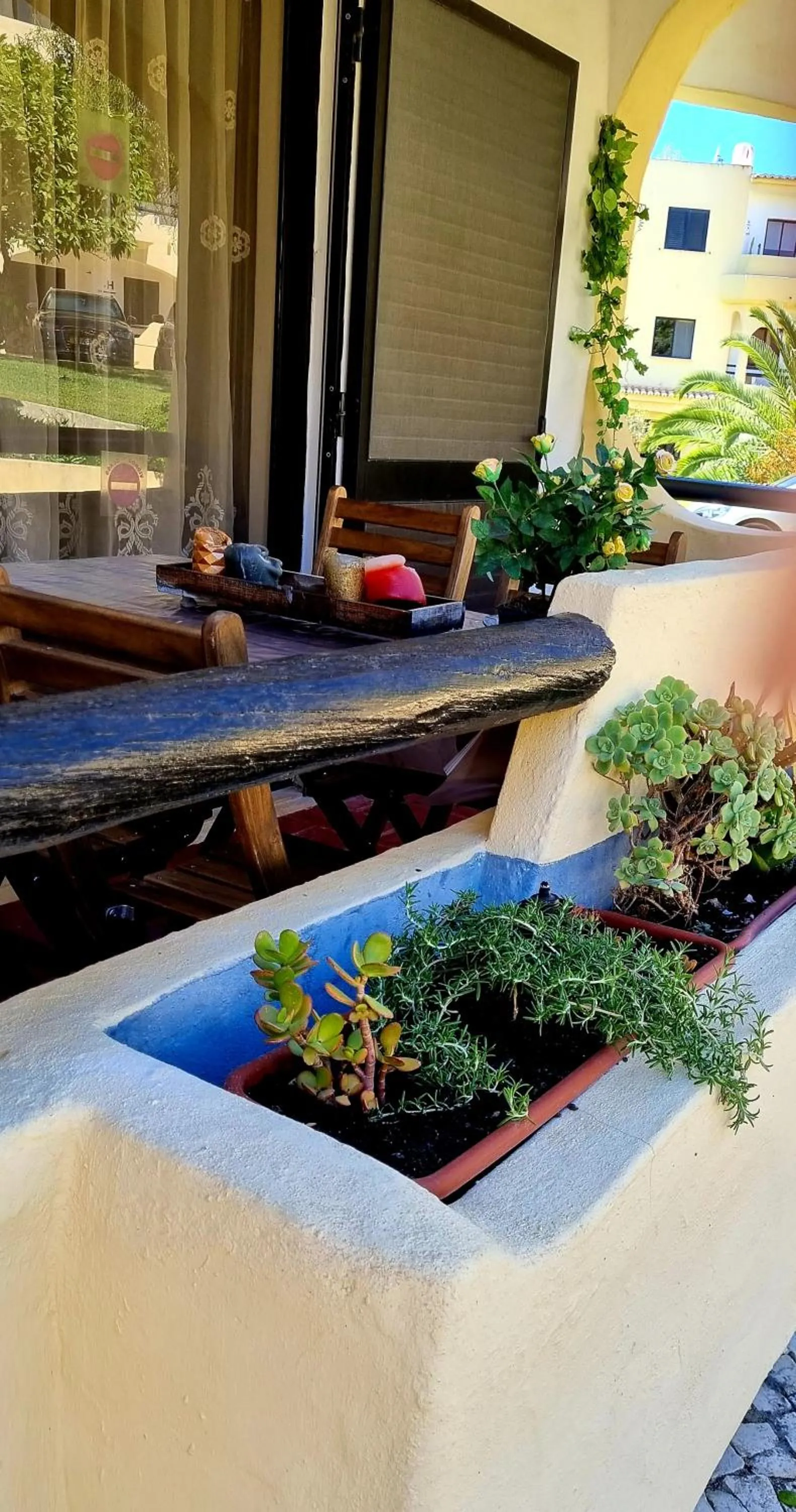 Property building in Casa Dourada