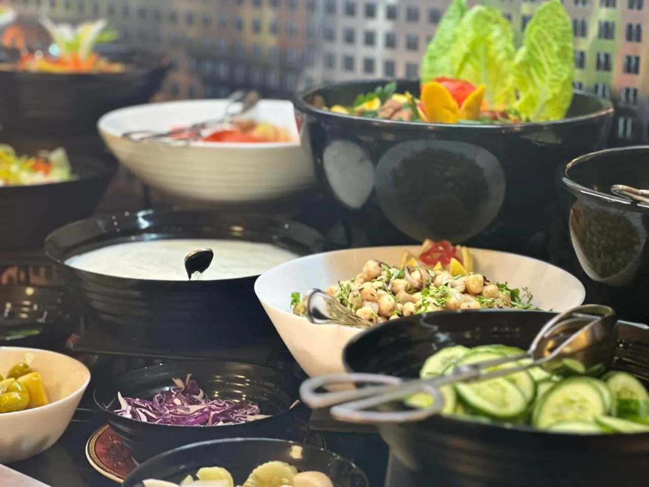 Restaurant/places to eat in Grand Continental Hotel